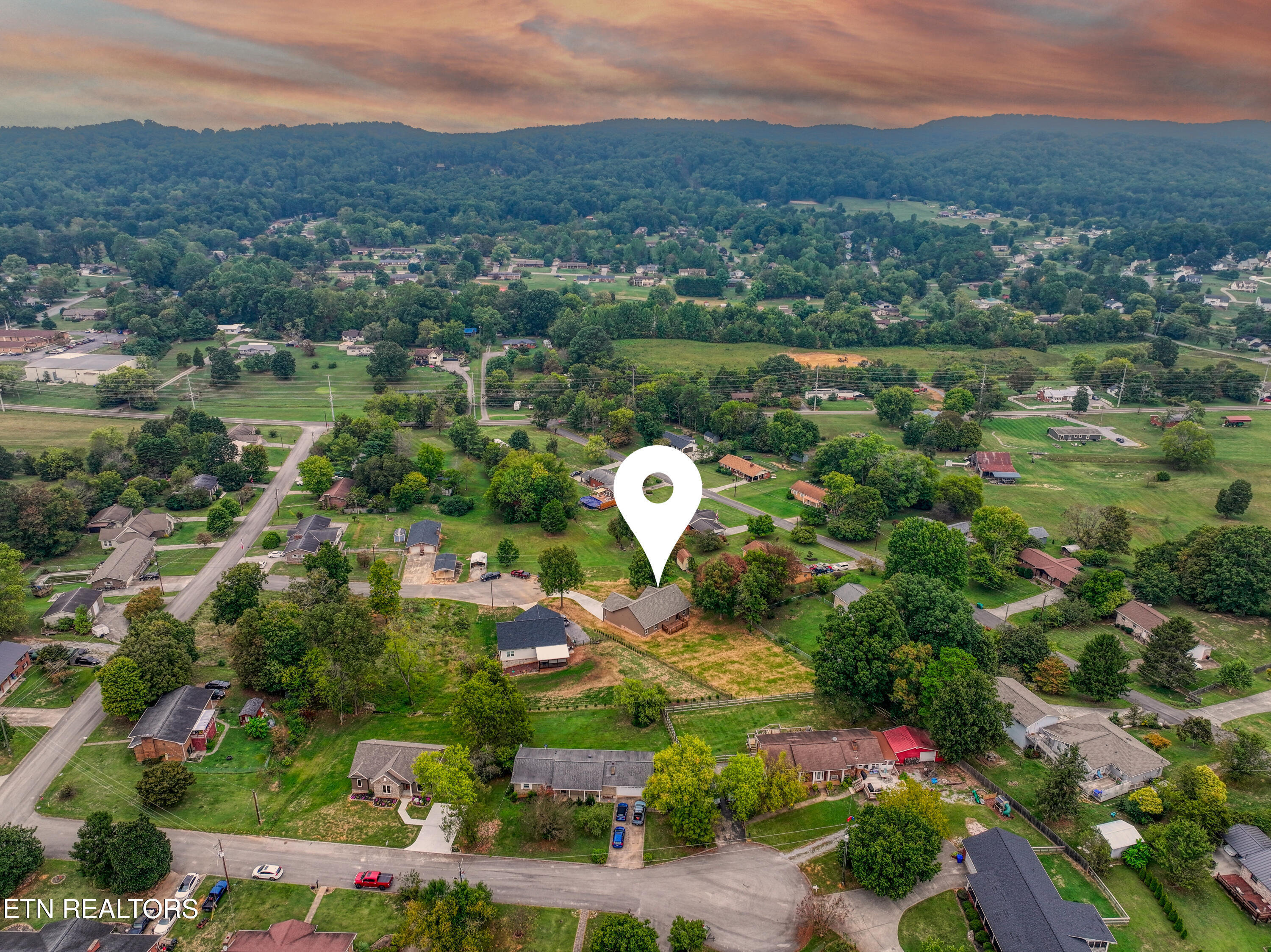 413 Commanche Trail Seymour TN 37865