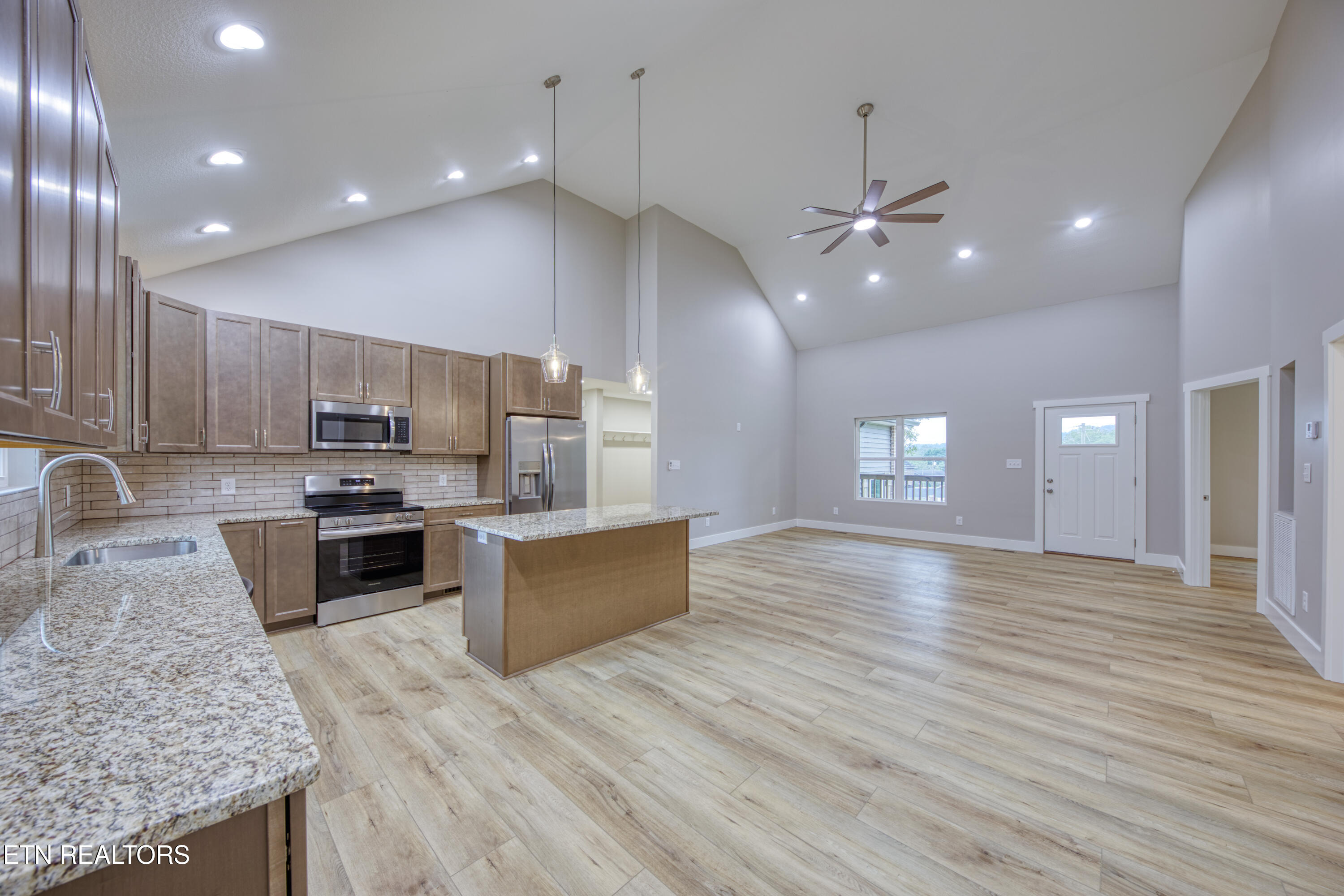 413 Commanche Trail Seymour TN 37865