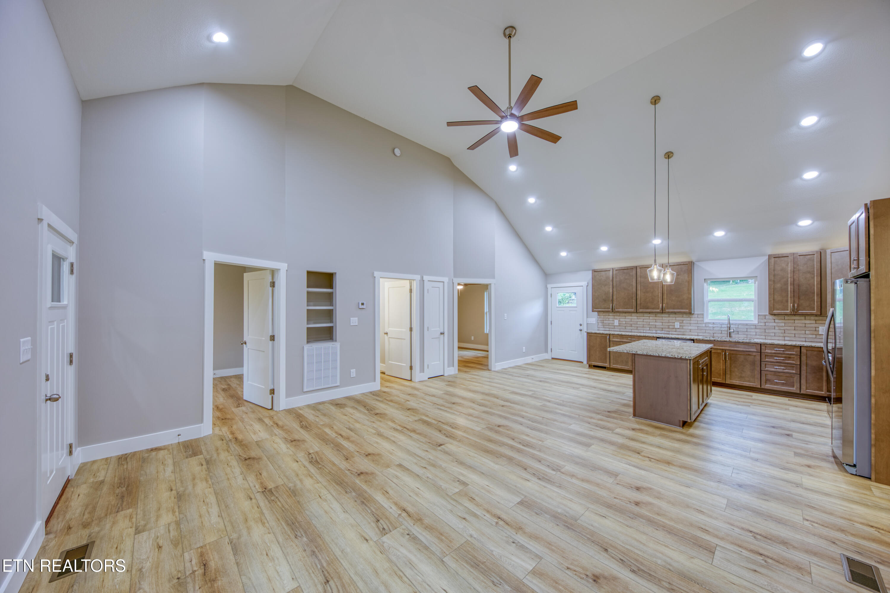 413 Commanche Trail Seymour TN 37865