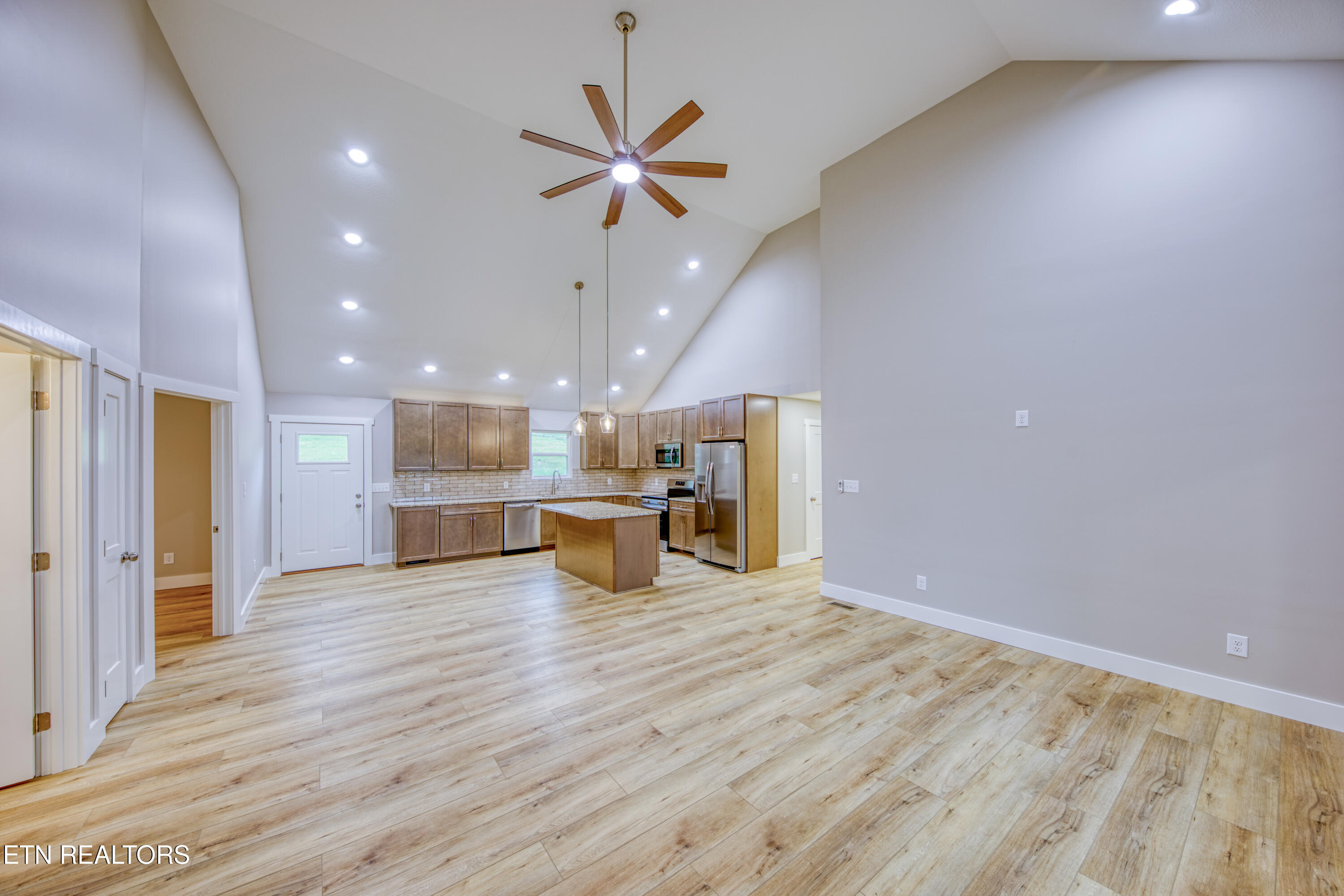 413 Commanche Trail Seymour TN 37865