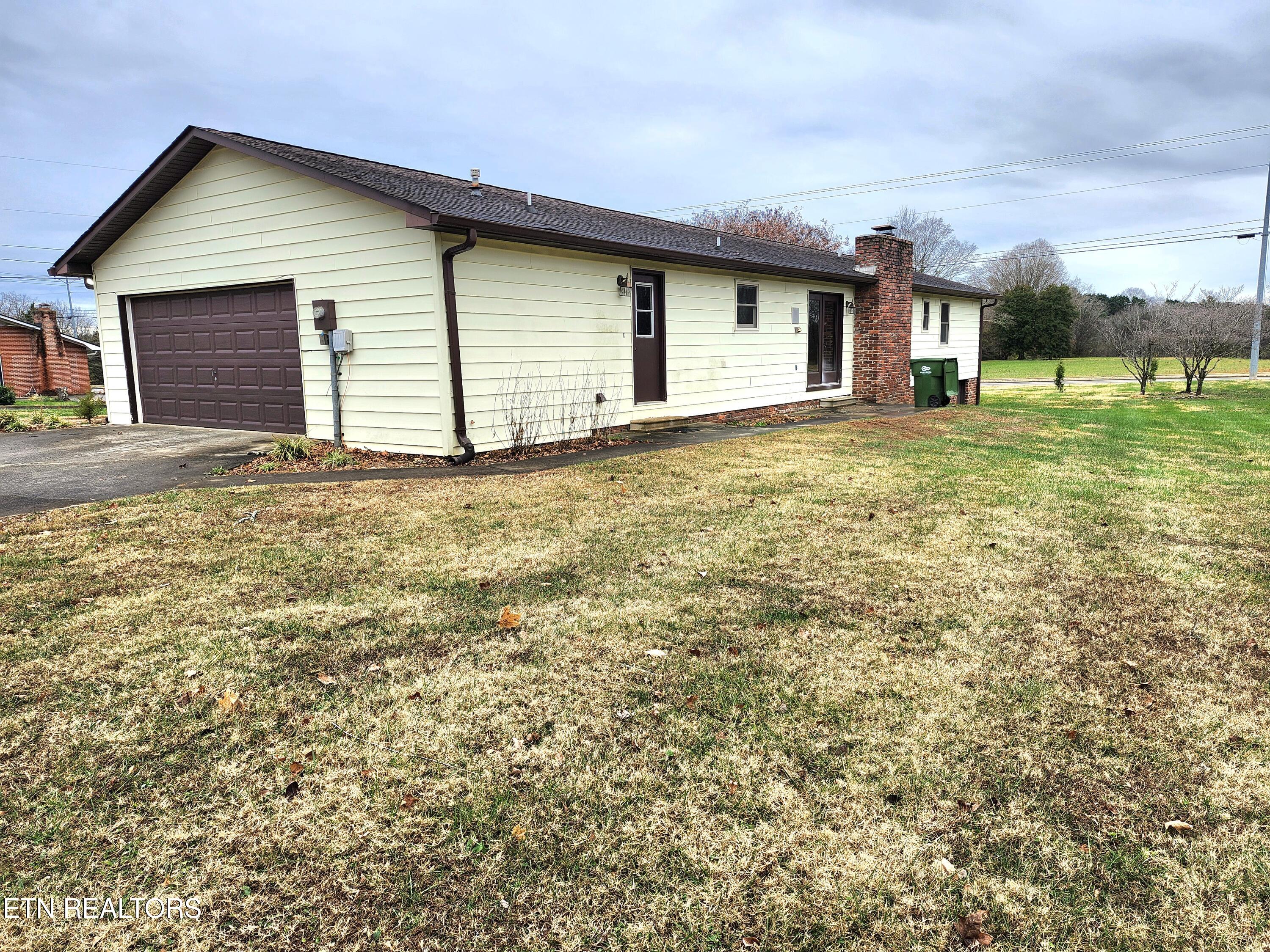 902 Laurie Street Maryville TN 37803