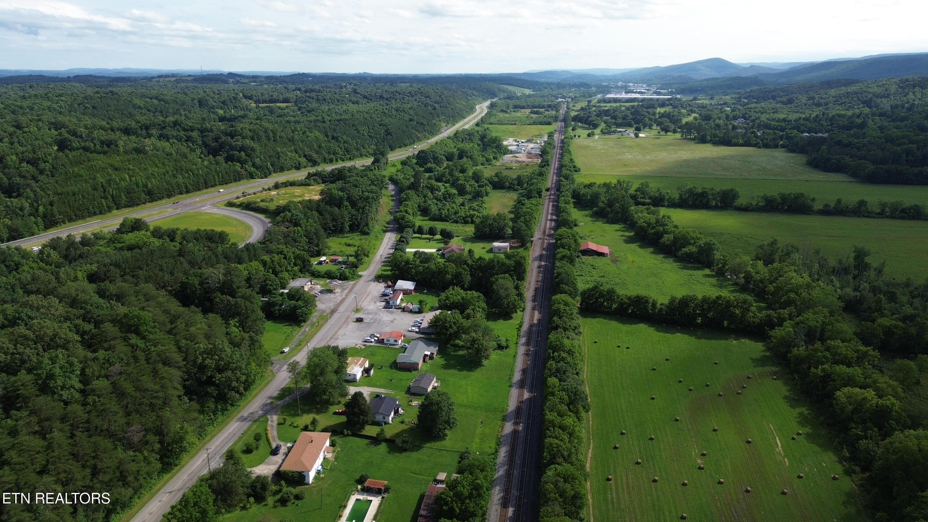 427 Medlin Pike Evensville TN 37332