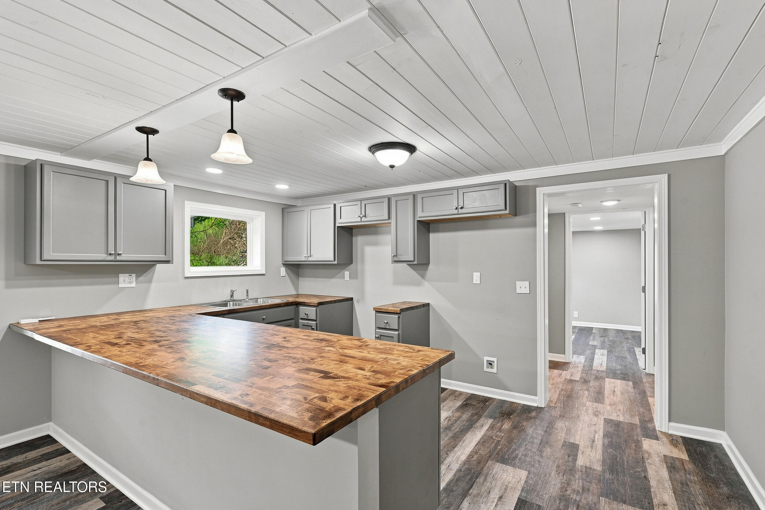 2519 Ridge Road Pigeon Forge TN 37863