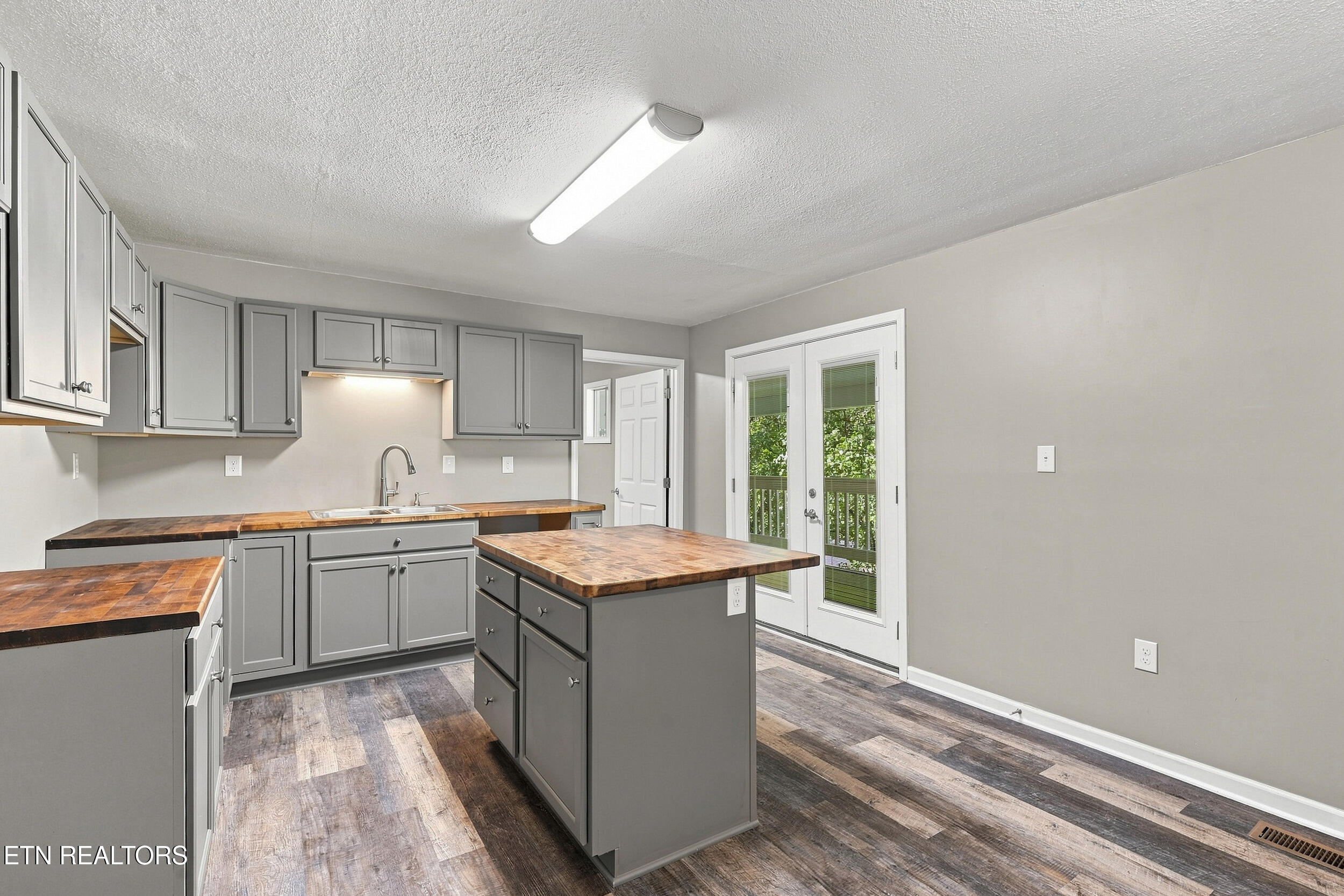 2519 Ridge Road Pigeon Forge TN 37863