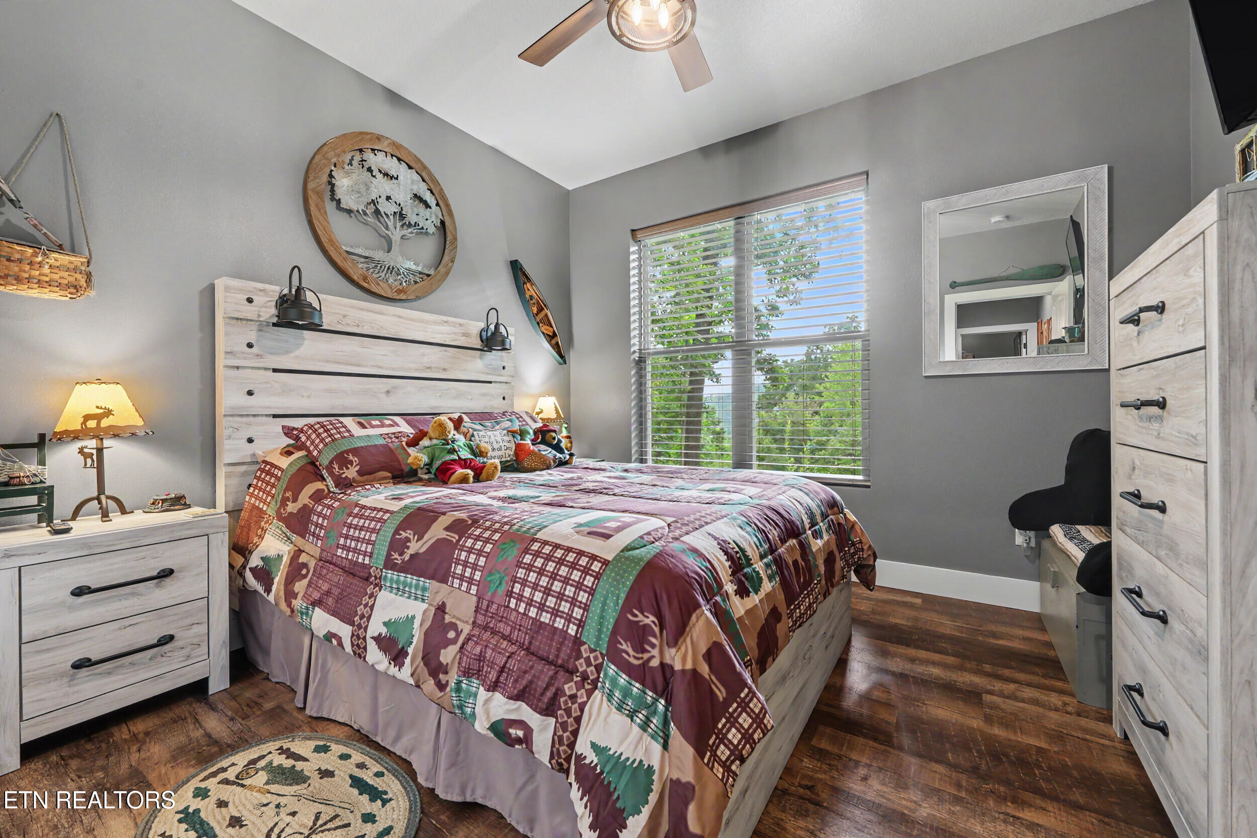1016 Country Mountain Road Cosby TN 37722