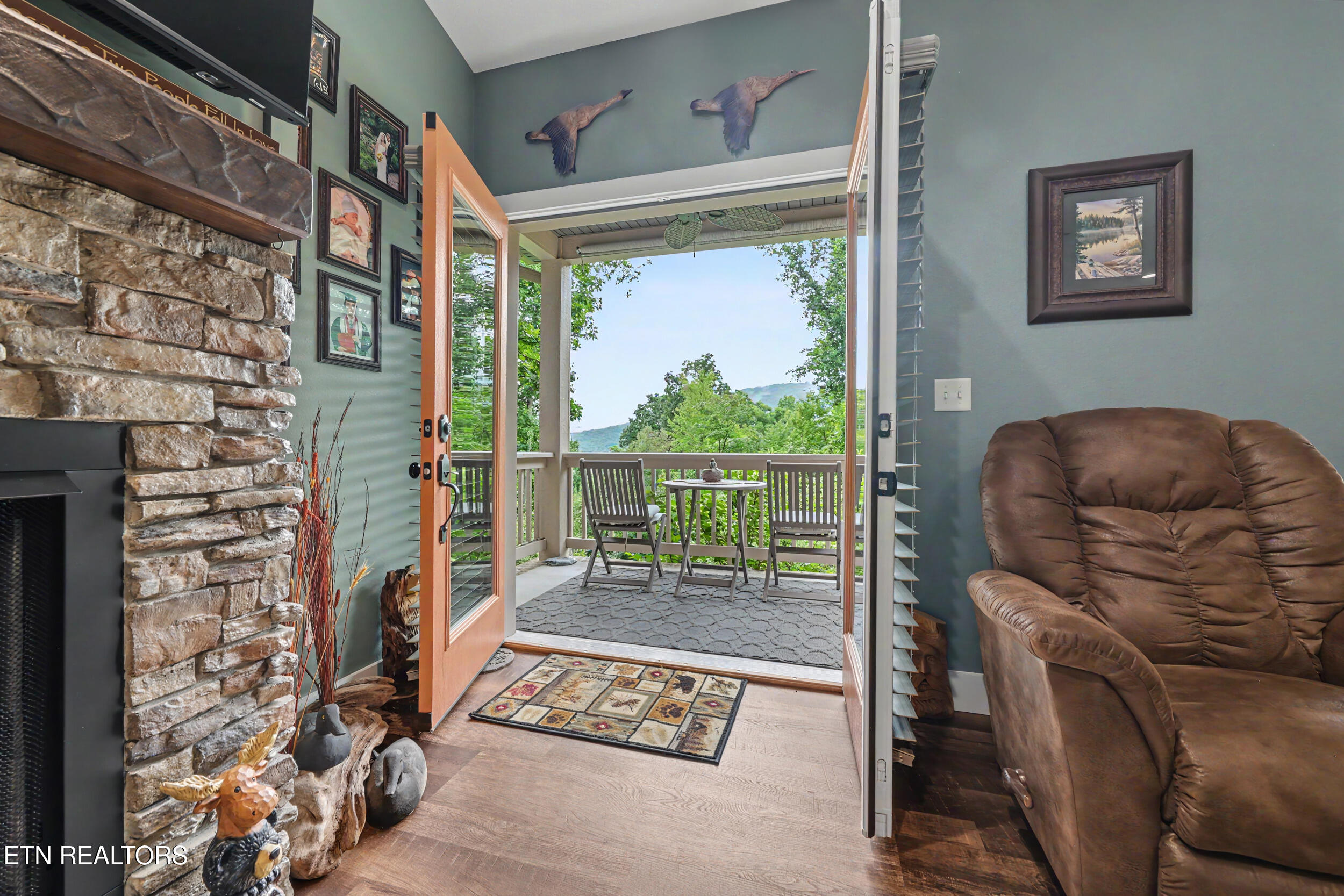 1016 Country Mountain Road Cosby TN 37722