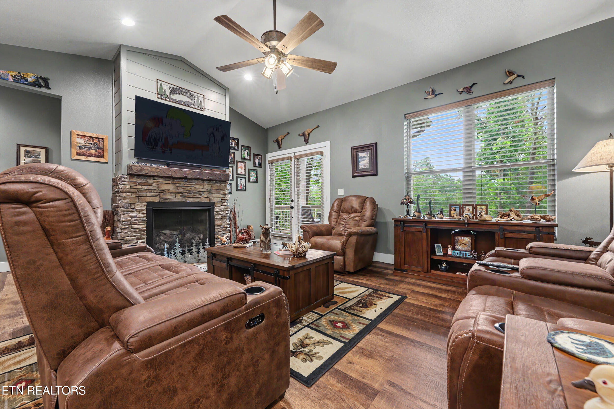 1016 Country Mountain Road Cosby TN 37722