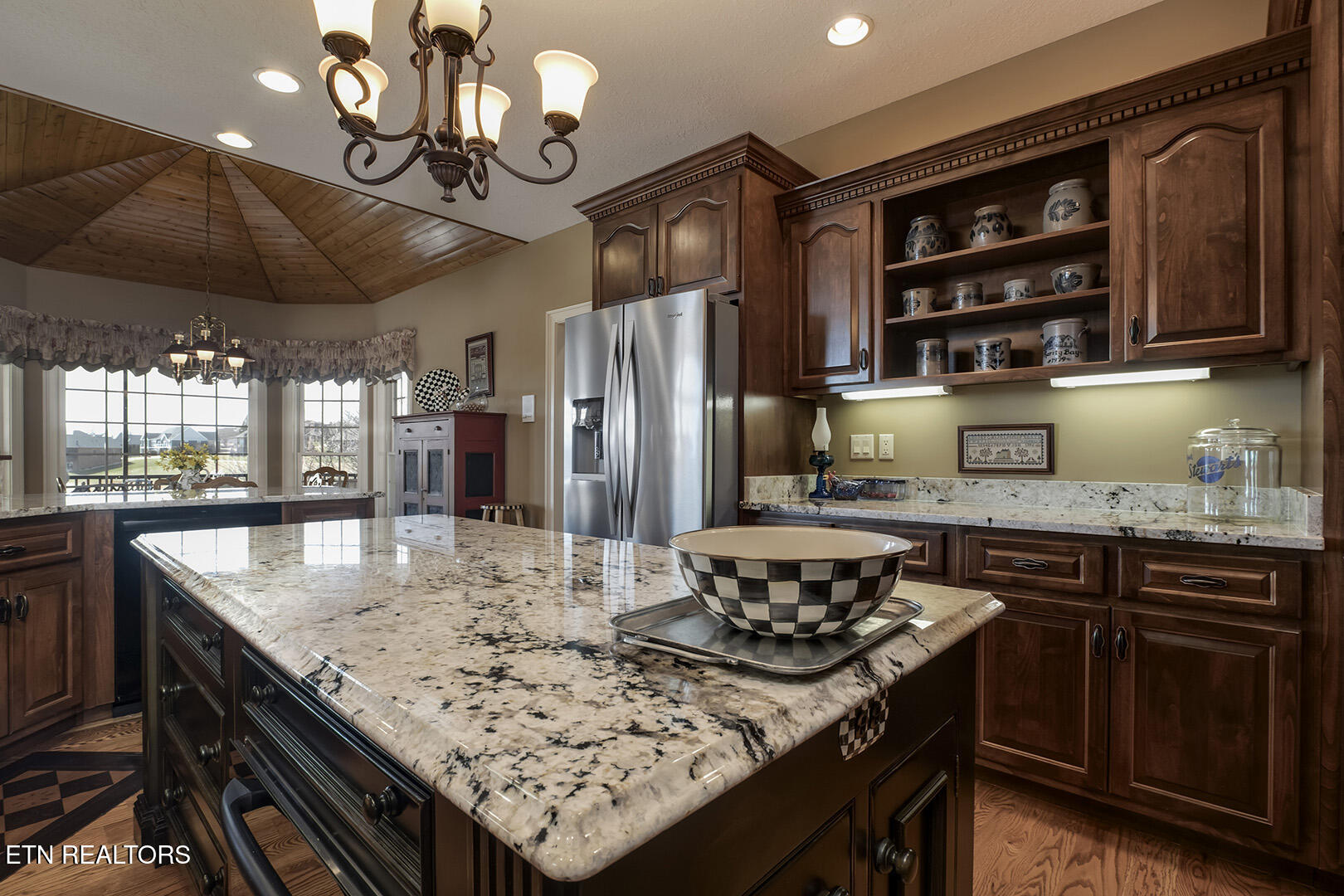 180 Gold Finch Lane Vonore TN 37885