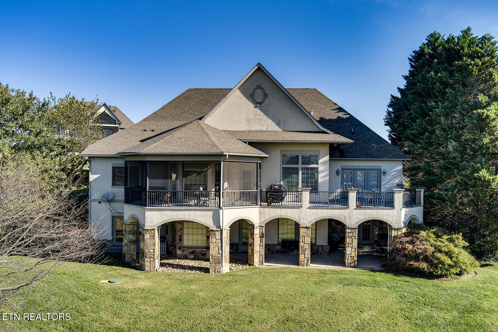 180 Gold Finch Lane Vonore TN 37885