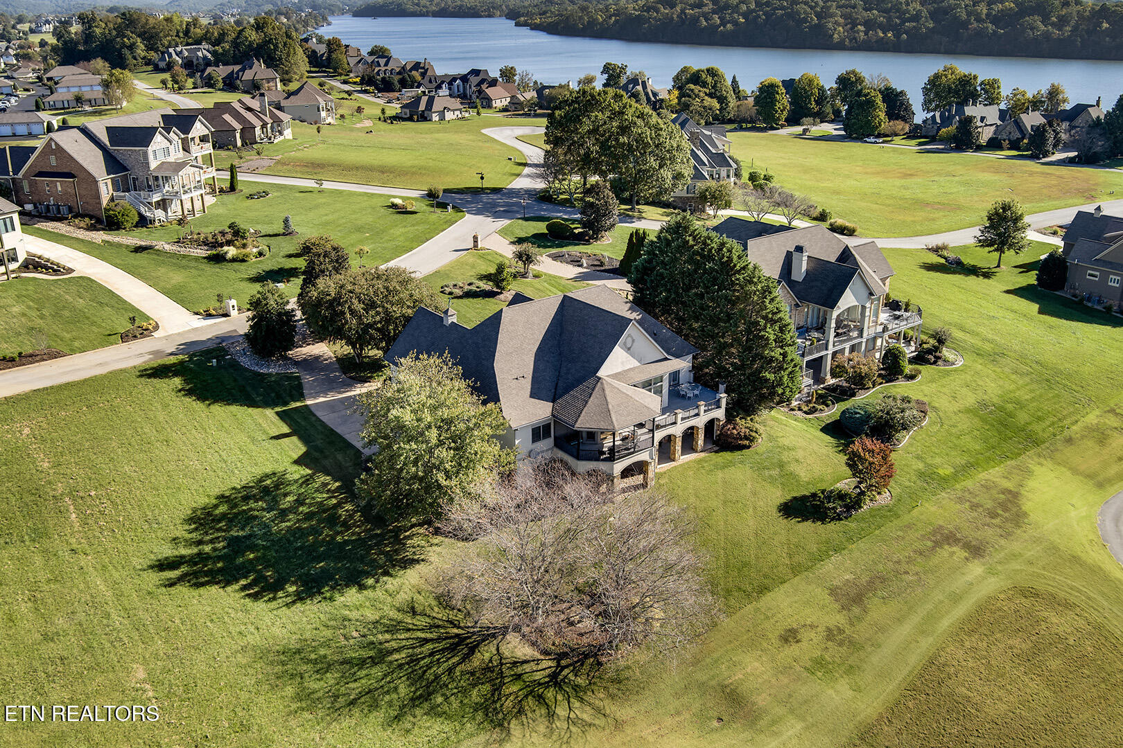 180 Gold Finch Lane Vonore TN 37885