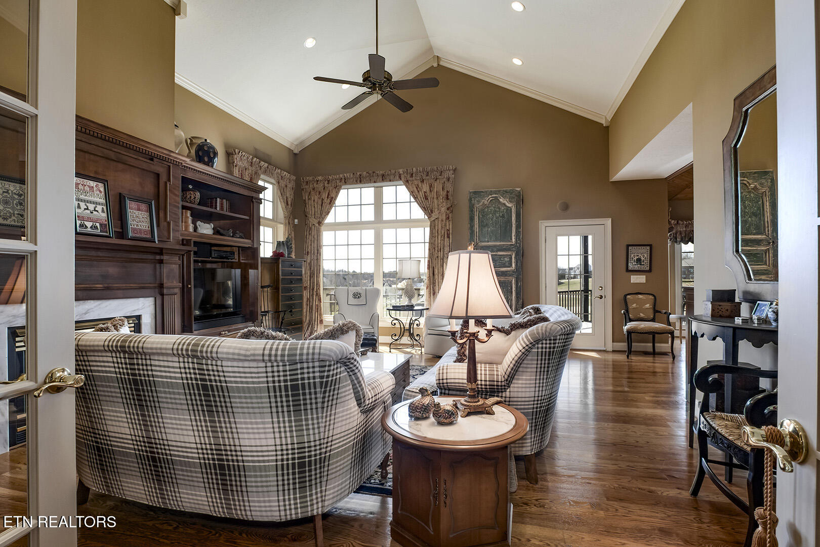 180 Gold Finch Lane Vonore TN 37885