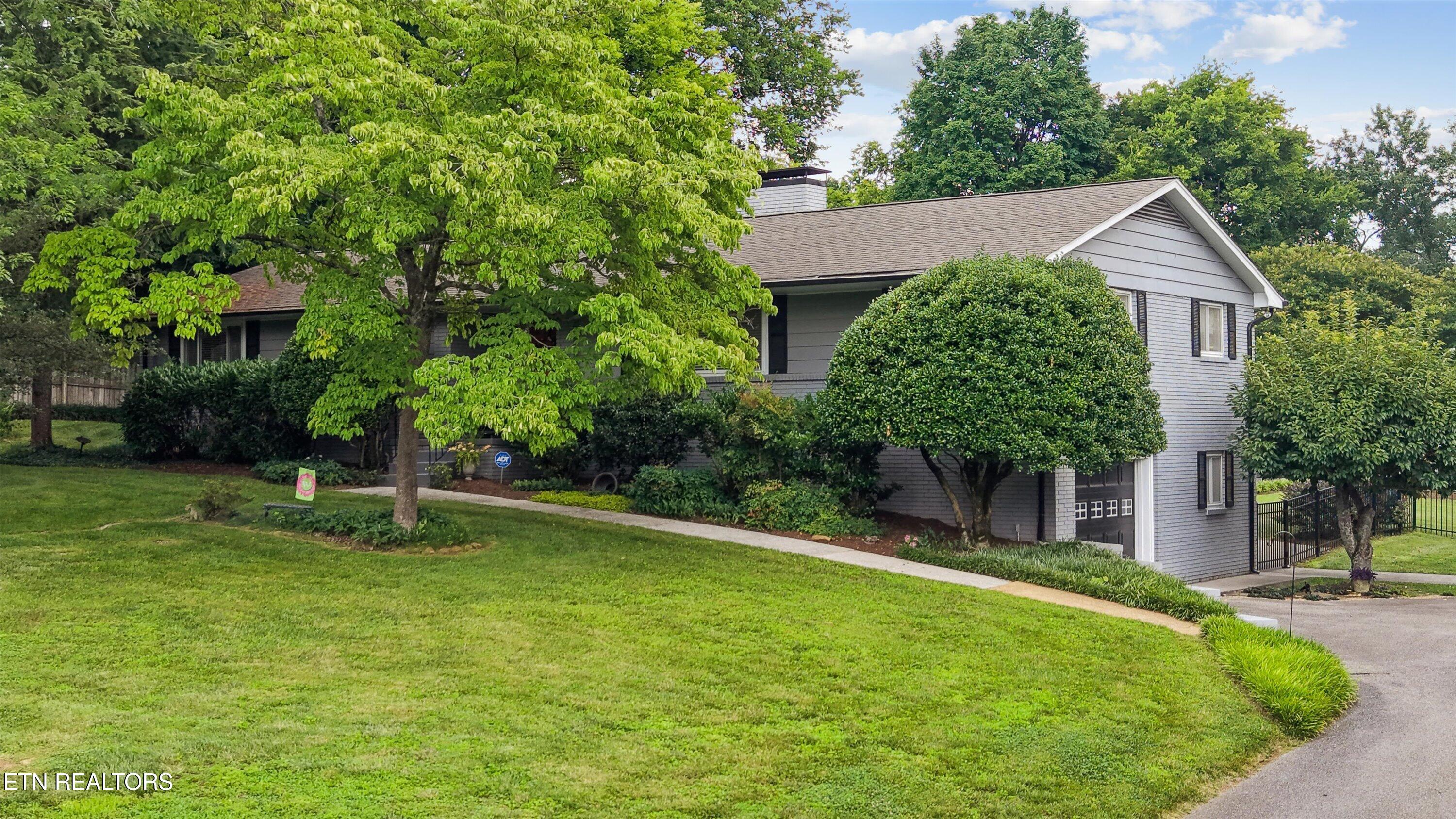 608 Churchill Road Knoxville TN 37909