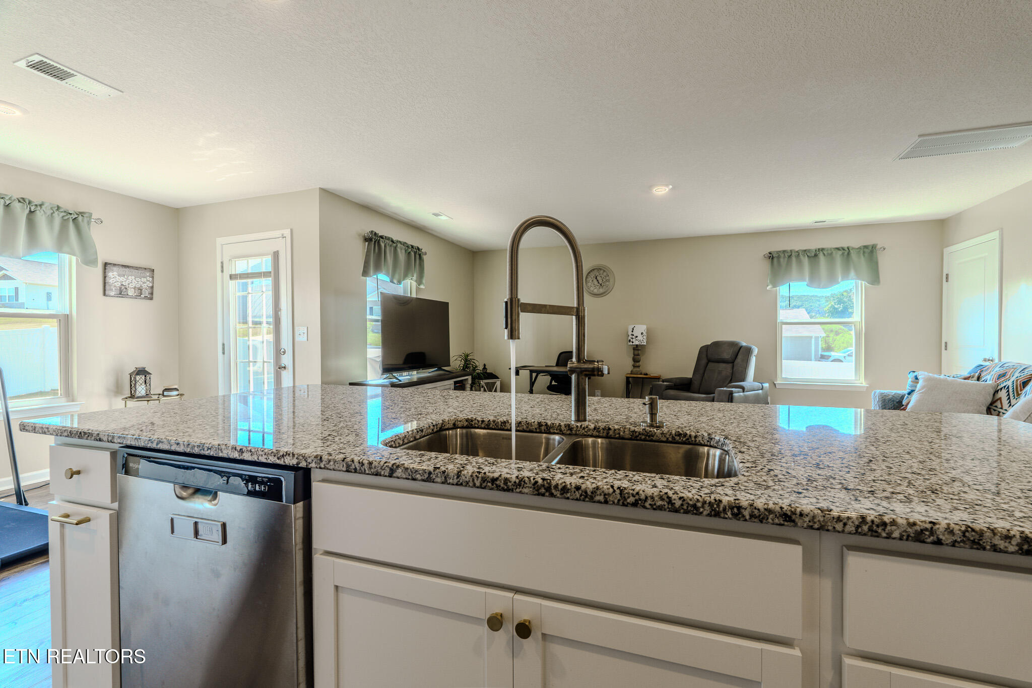 4034 Wesoga Drive Dandridge TN 37725