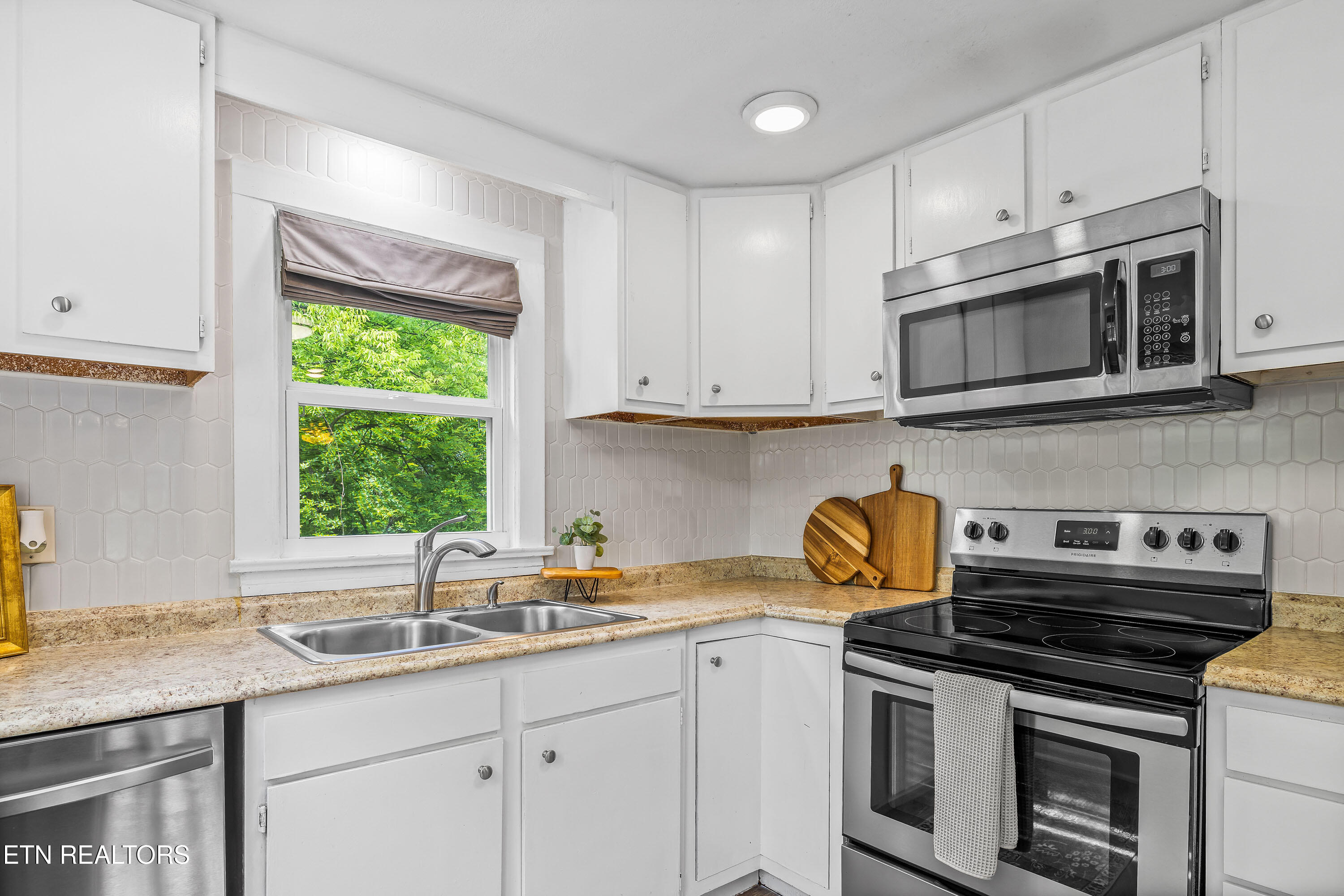 411 Landau Drive Maryville TN 37801
