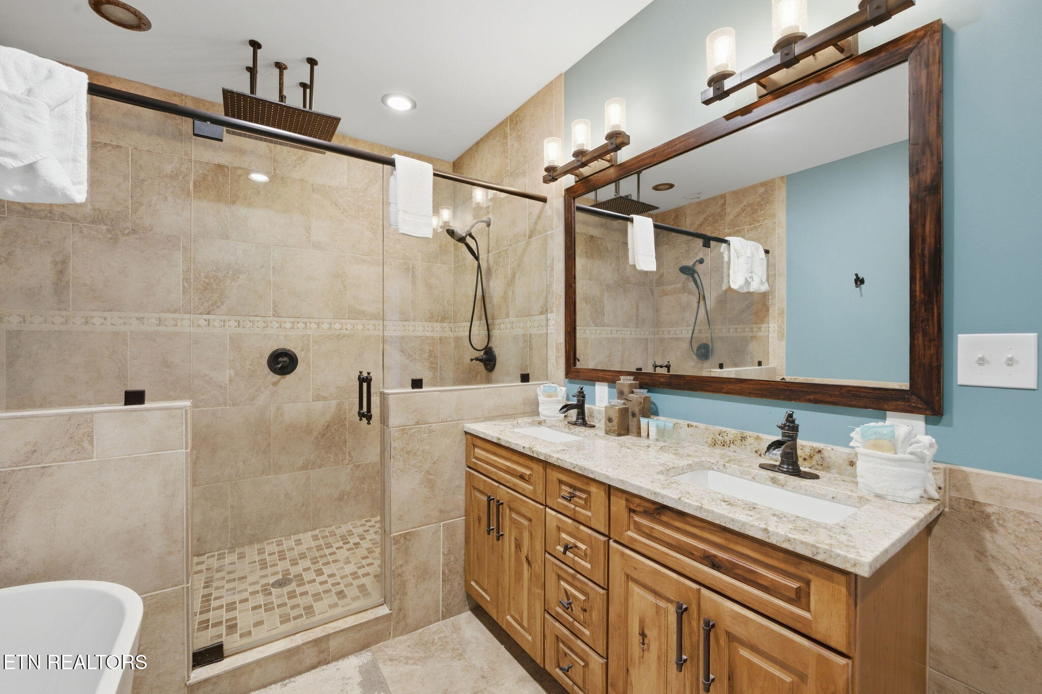 2029 Windy Lane Sevierville TN 37876