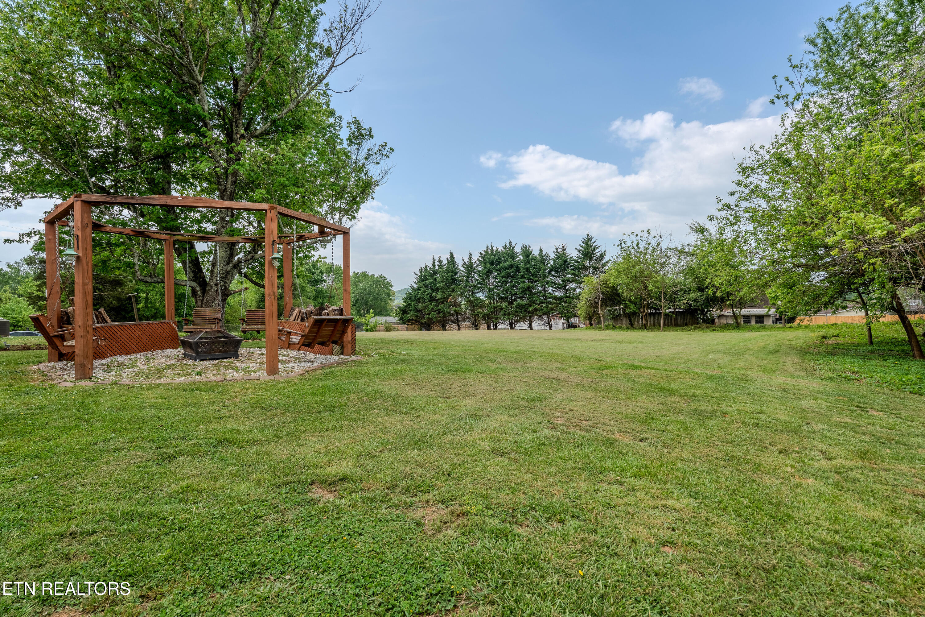 7909 Harmon Road Powell TN 37849