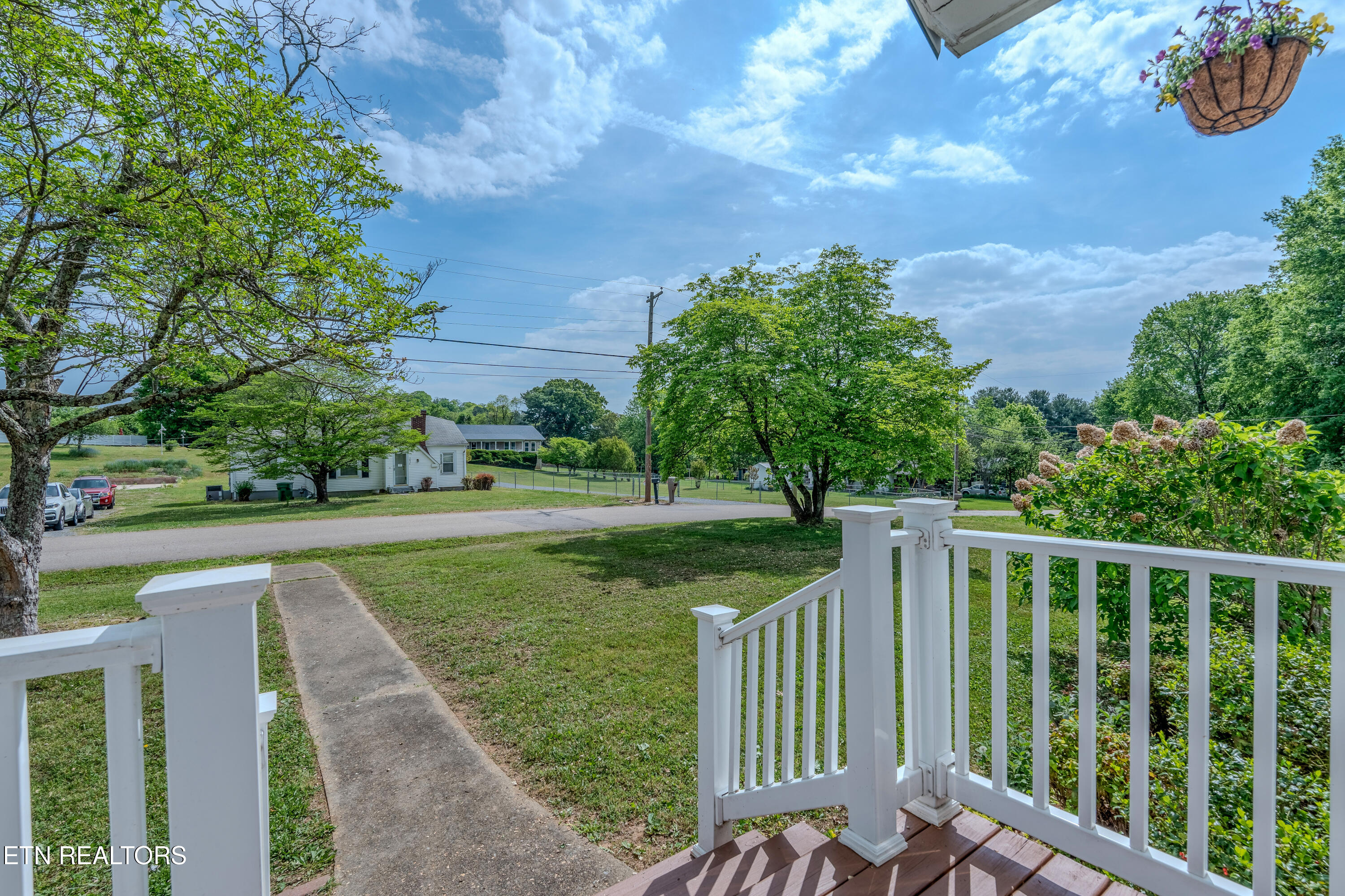 7909 Harmon Road Powell TN 37849