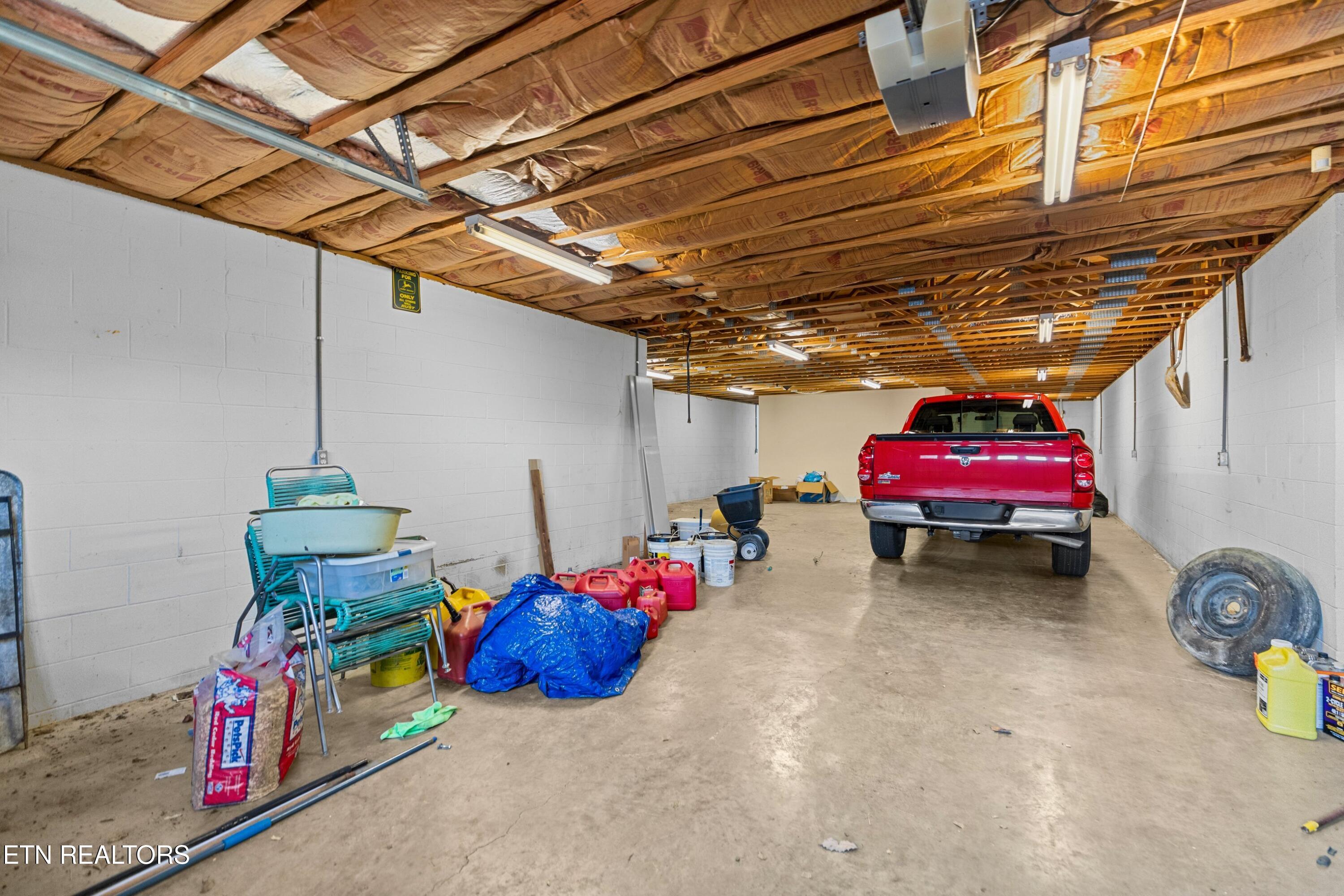 1141 Carolina Drive Dandridge TN 37725