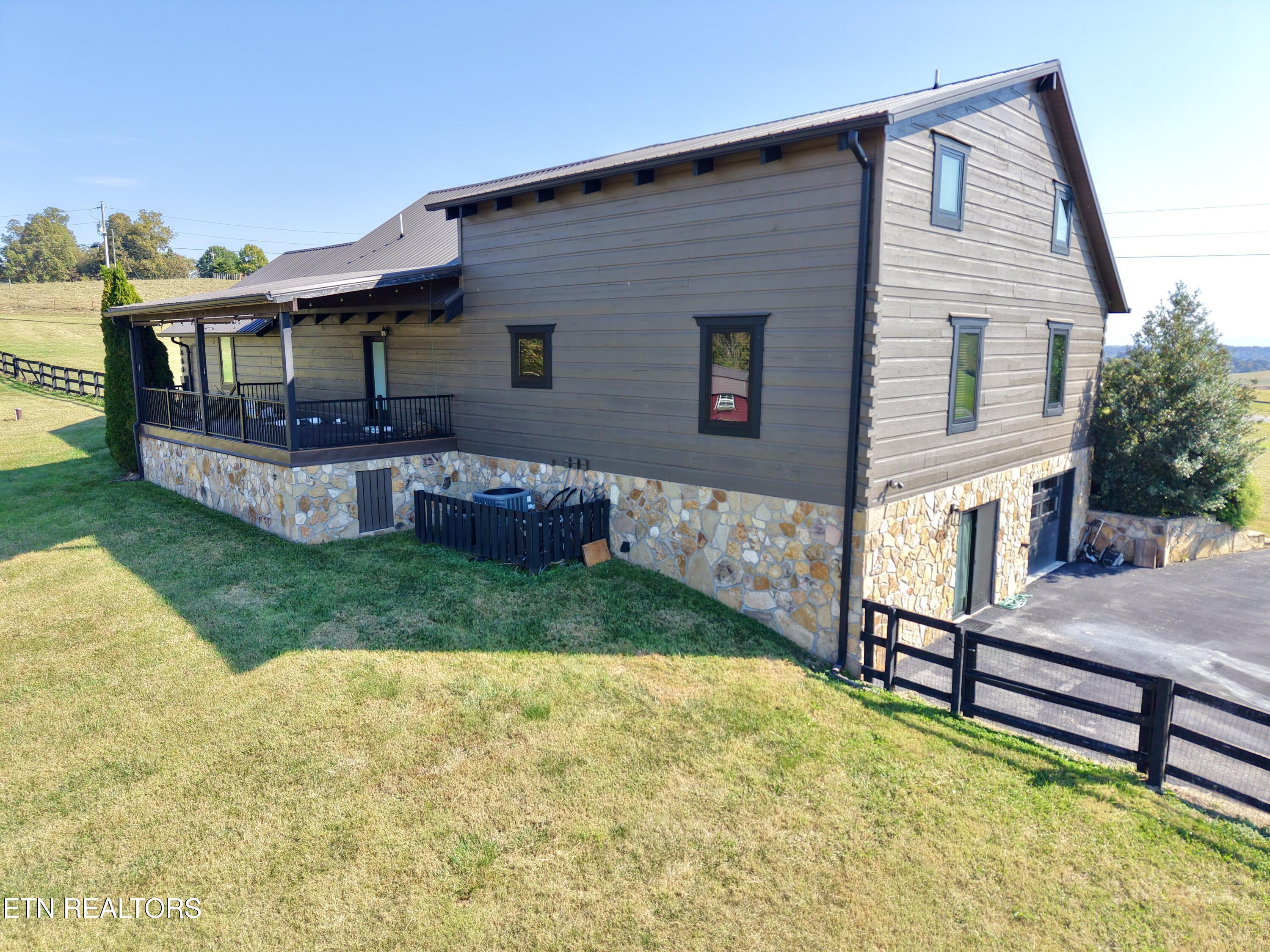 735 Ball Road White Pine TN 37890