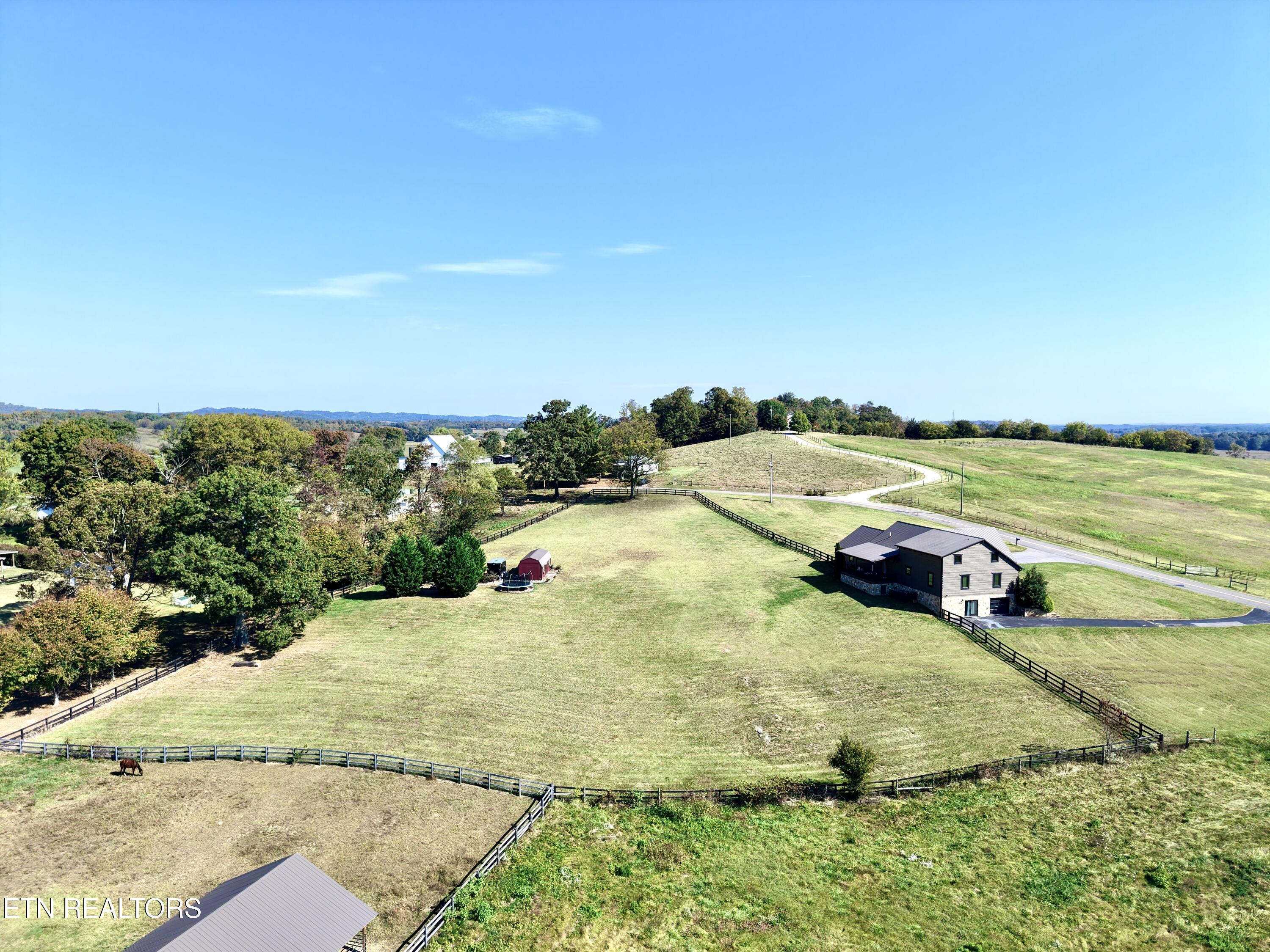 735 Ball Road White Pine TN 37890