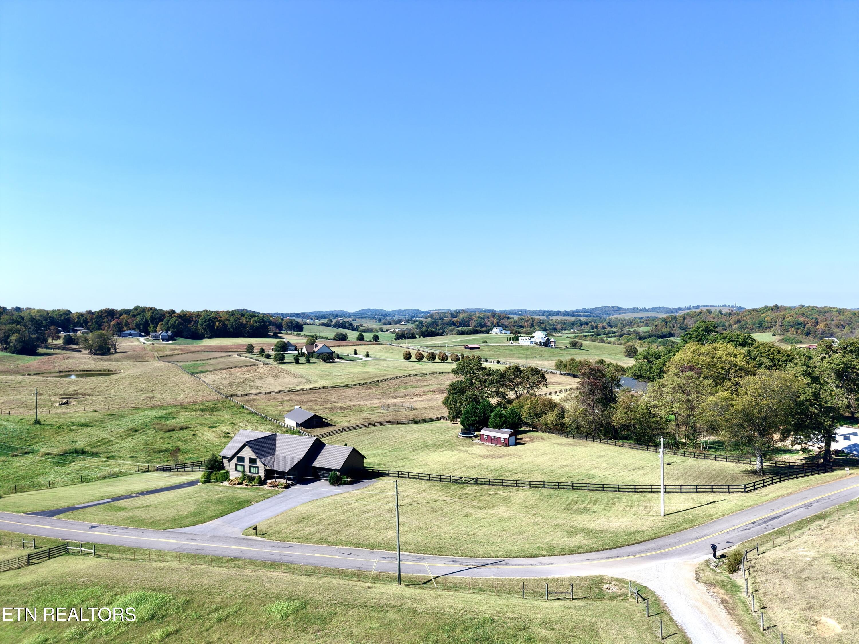 735 Ball Road White Pine TN 37890