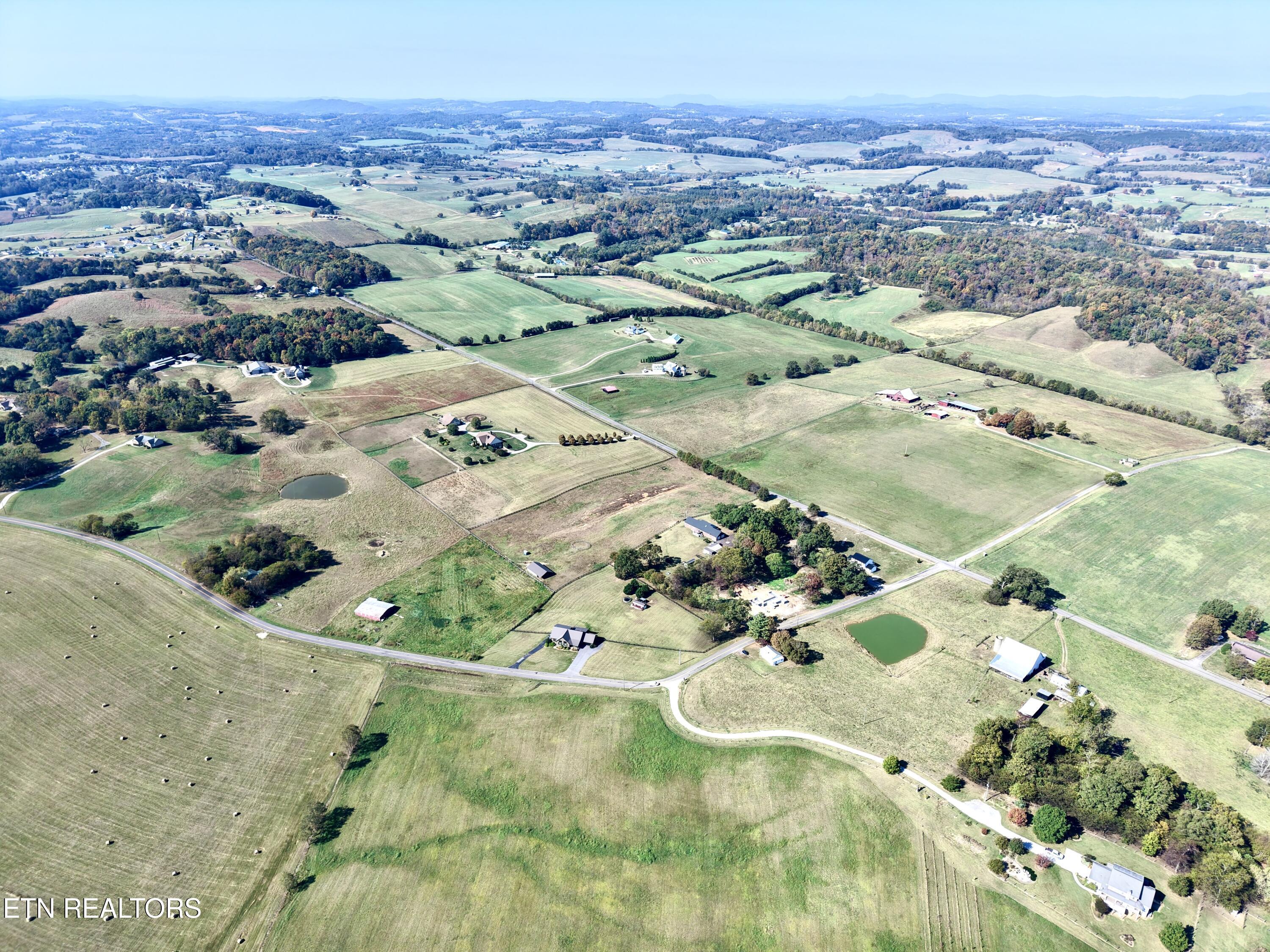 735 Ball Road White Pine TN 37890