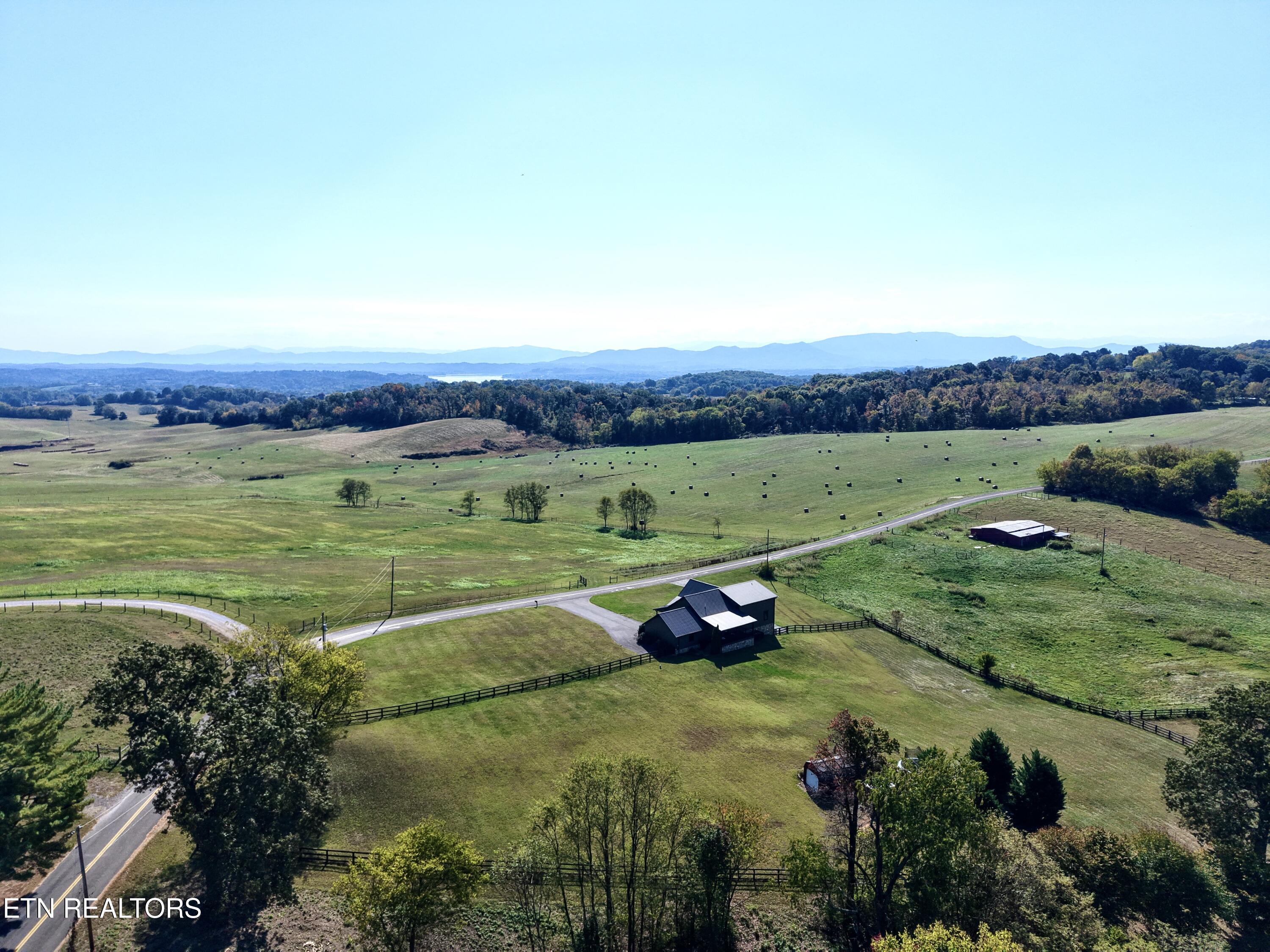 735 Ball Road White Pine TN 37890
