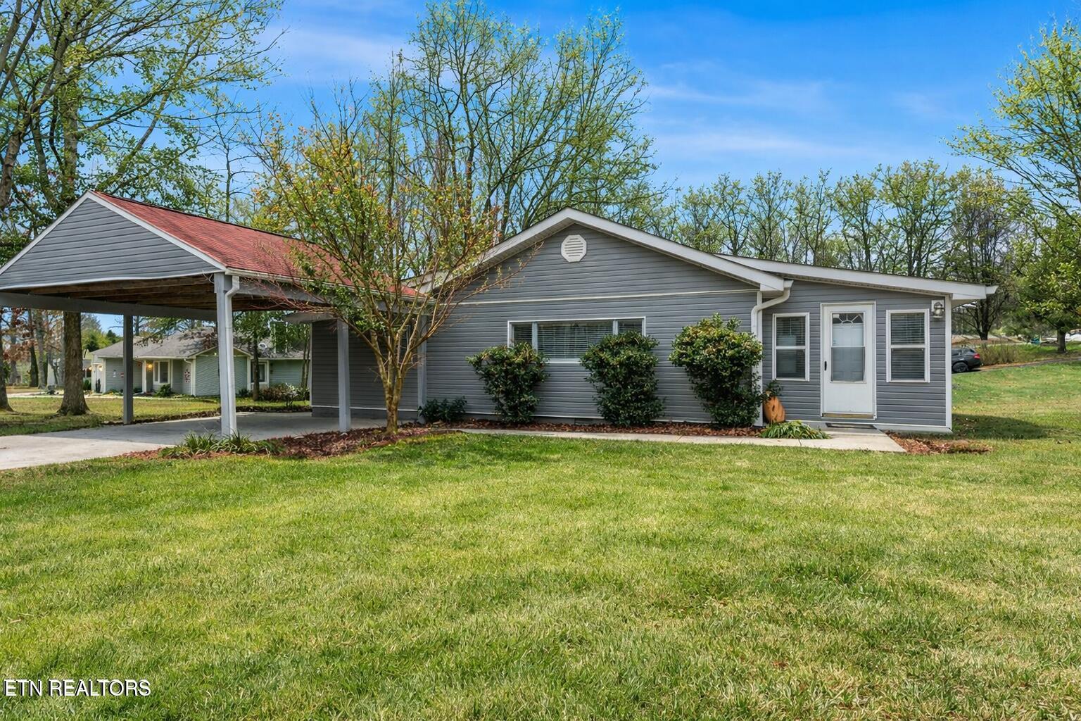 352 Lakeview Drive Crossville TN 38558