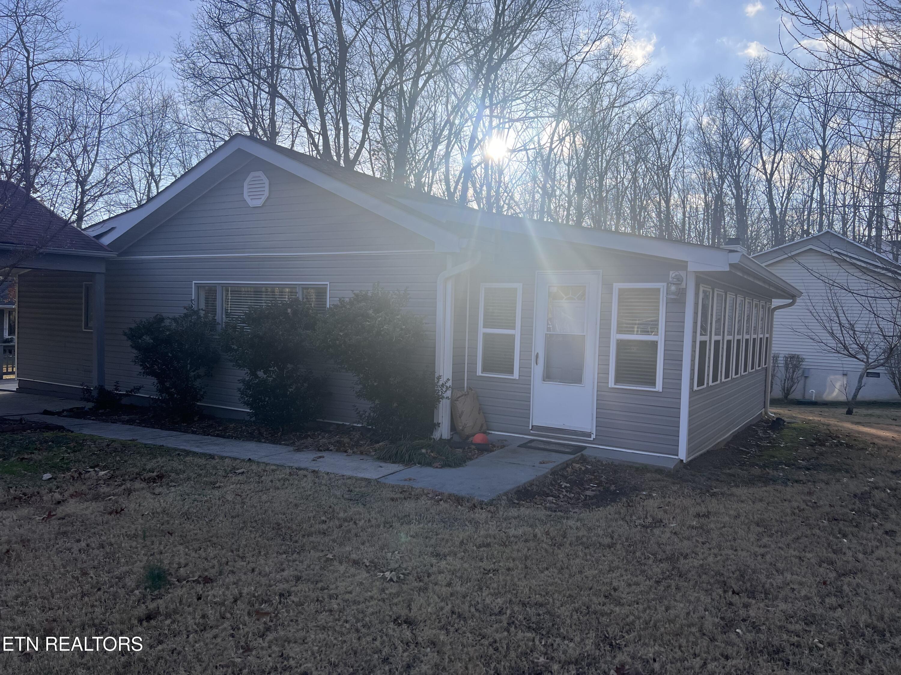 352 Lakeview Drive Crossville TN 38558