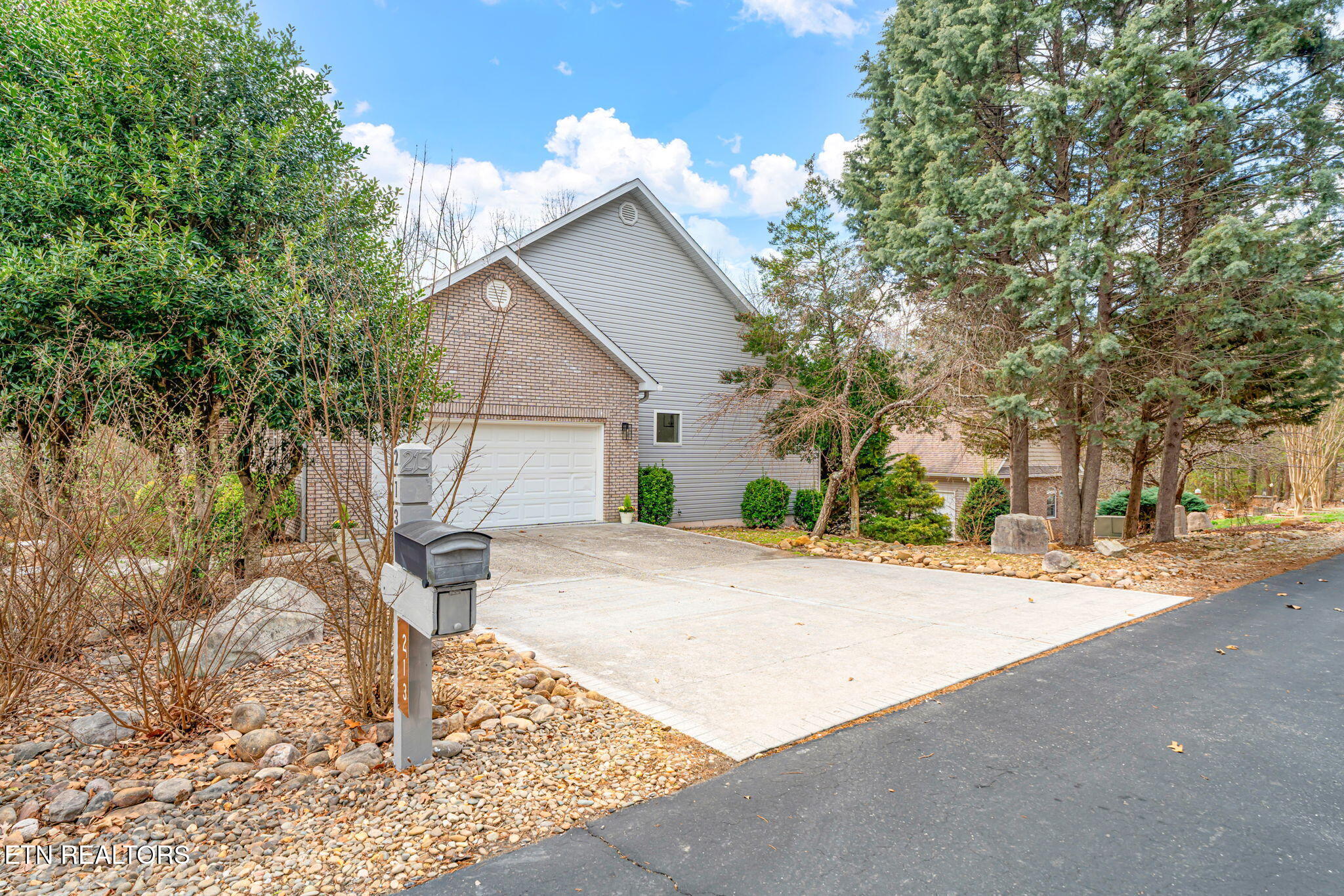 213 Coyatee Drive Loudon TN 37774