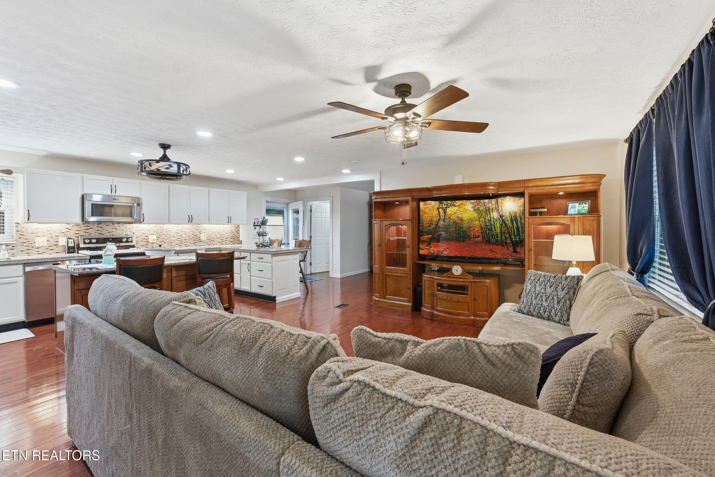 321 Smoky View Road Knoxville TN 37920