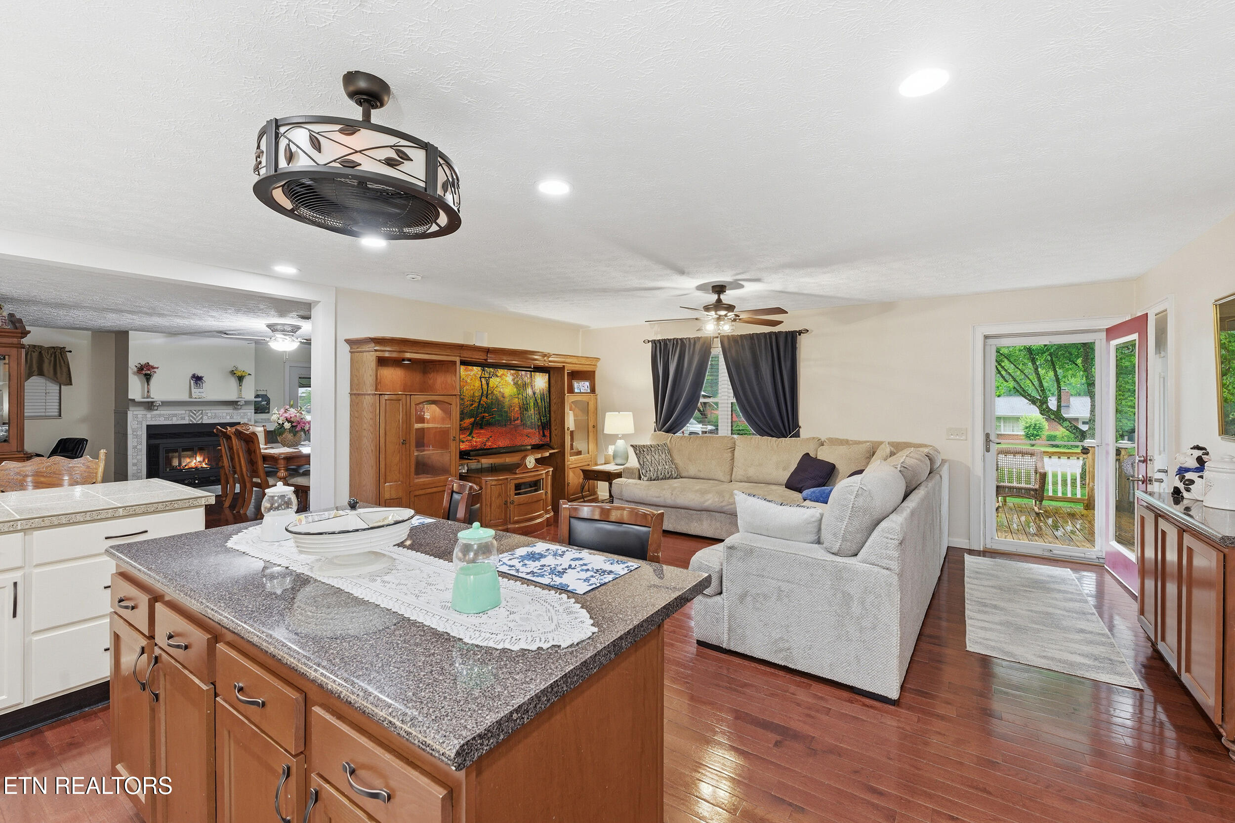 321 Smoky View Road Knoxville TN 37920