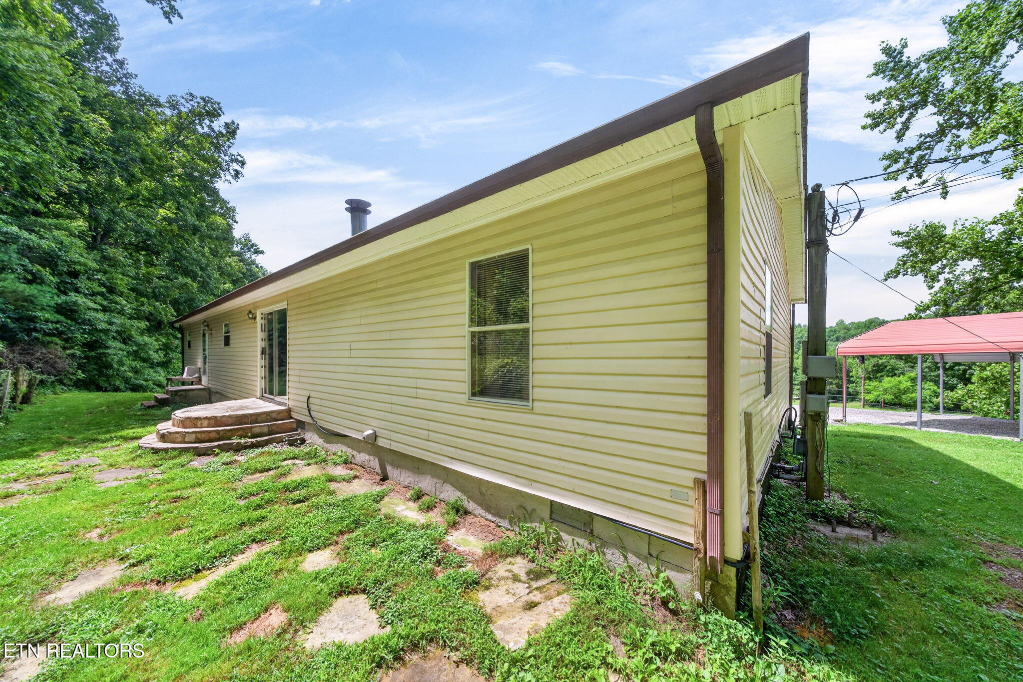 725 Old Flynns Cove Road Crossville TN 38572