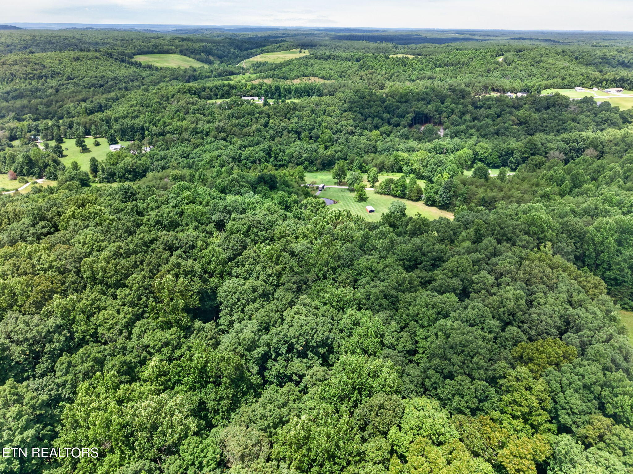 725 Old Flynns Cove Road Crossville TN 38572