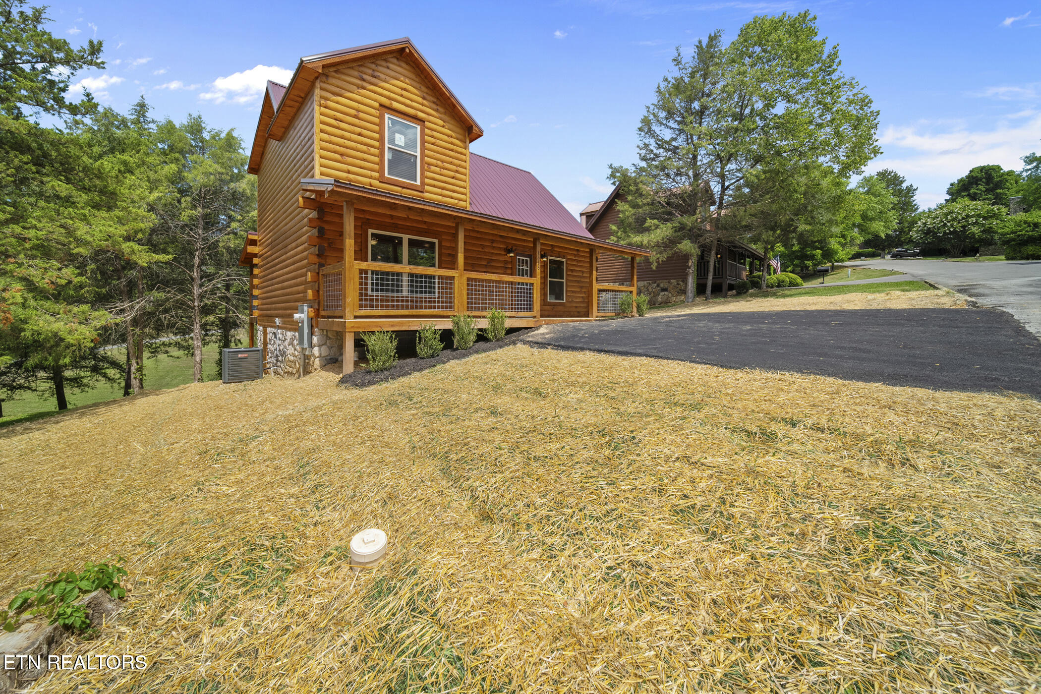 1516 Rainbow Ridge Way Sevierville TN 37862