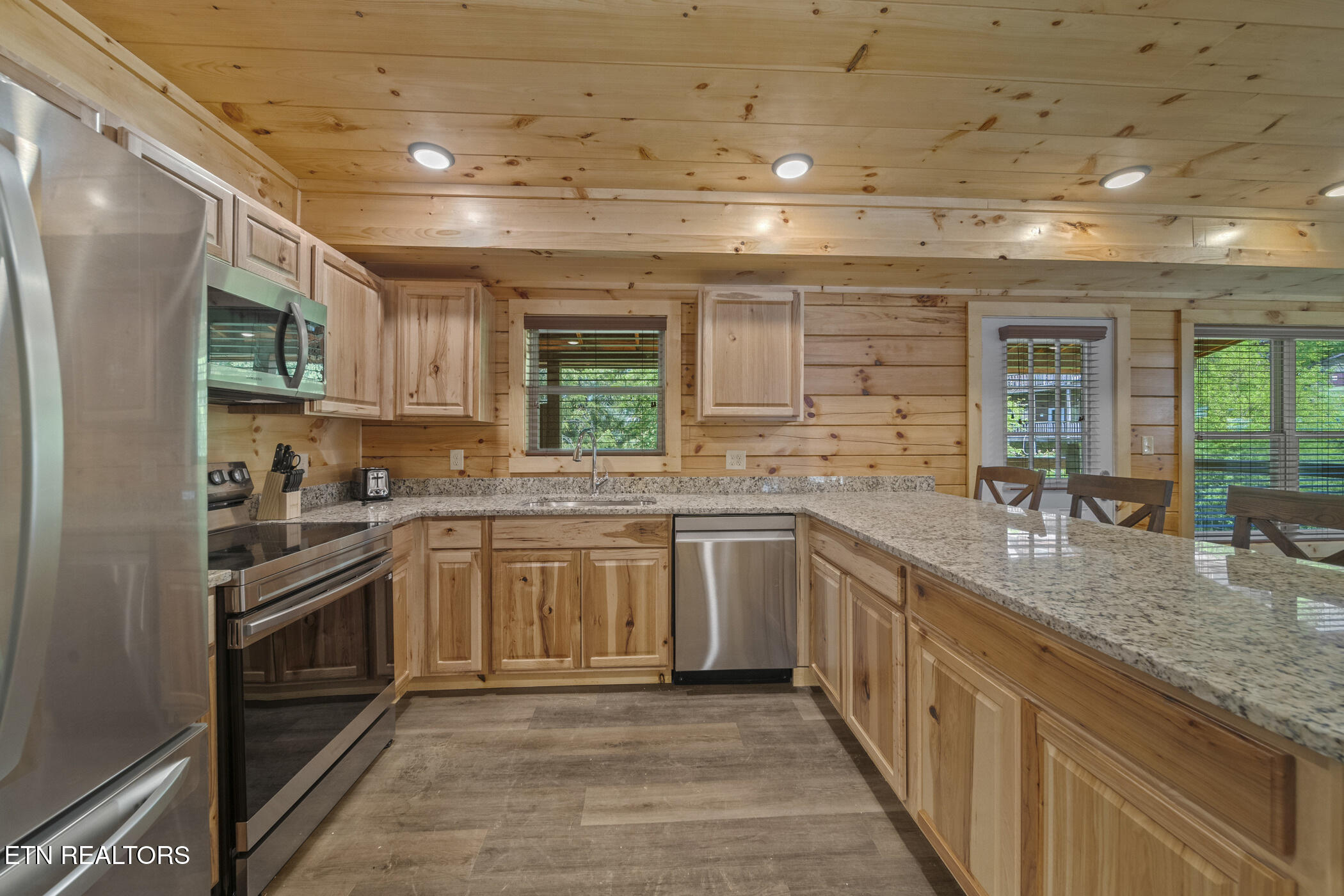 1516 Rainbow Ridge Way Sevierville TN 37862