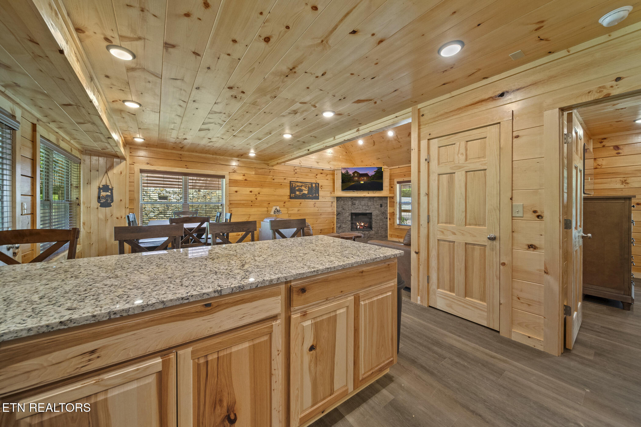1516 Rainbow Ridge Way Sevierville TN 37862
