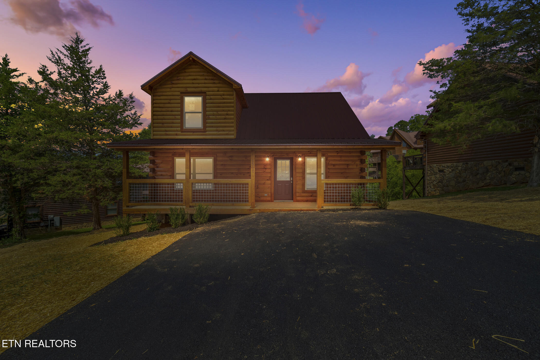 1516 Rainbow Ridge Way Sevierville TN 37862
