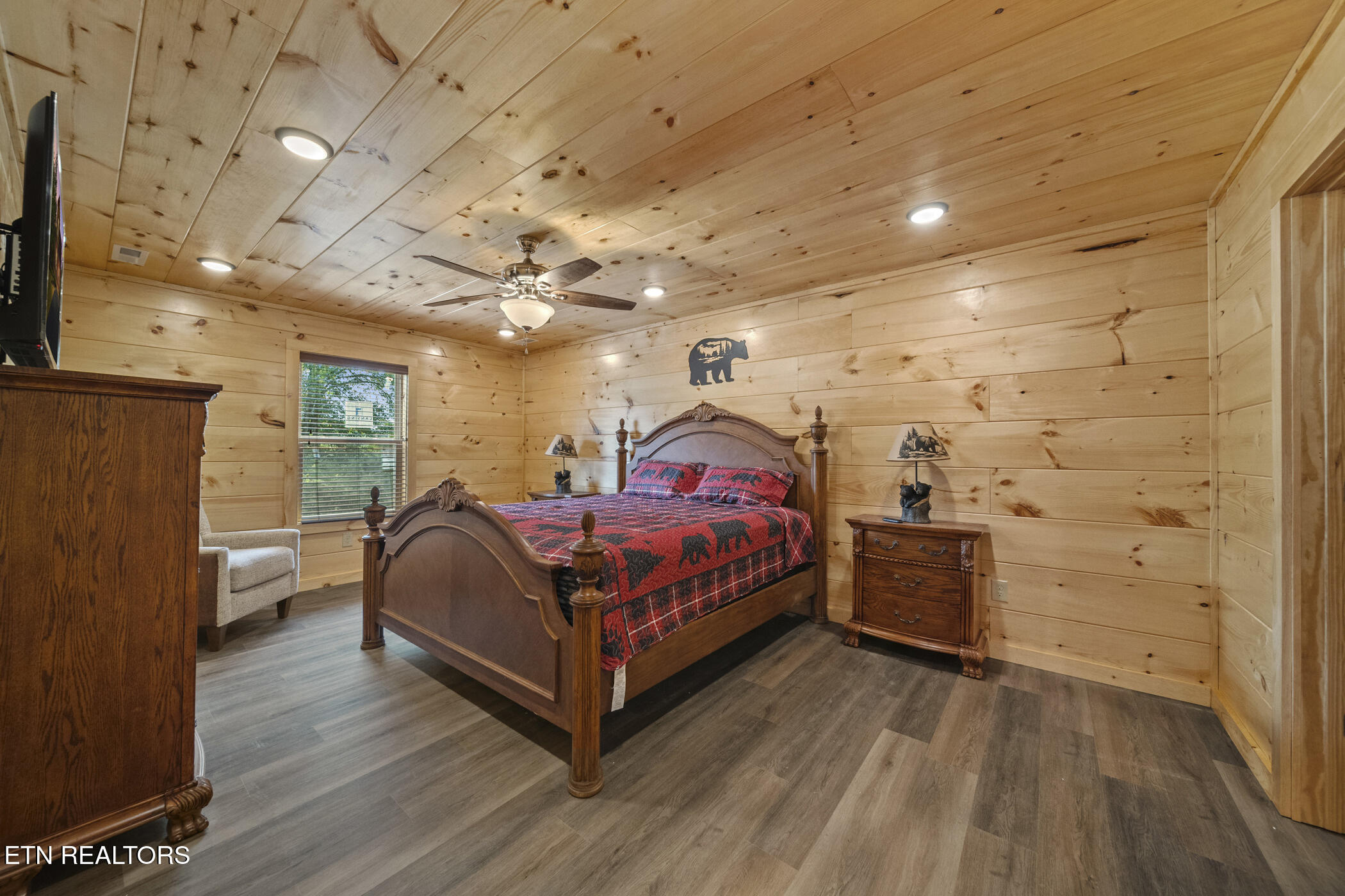 1516 Rainbow Ridge Way Sevierville TN 37862