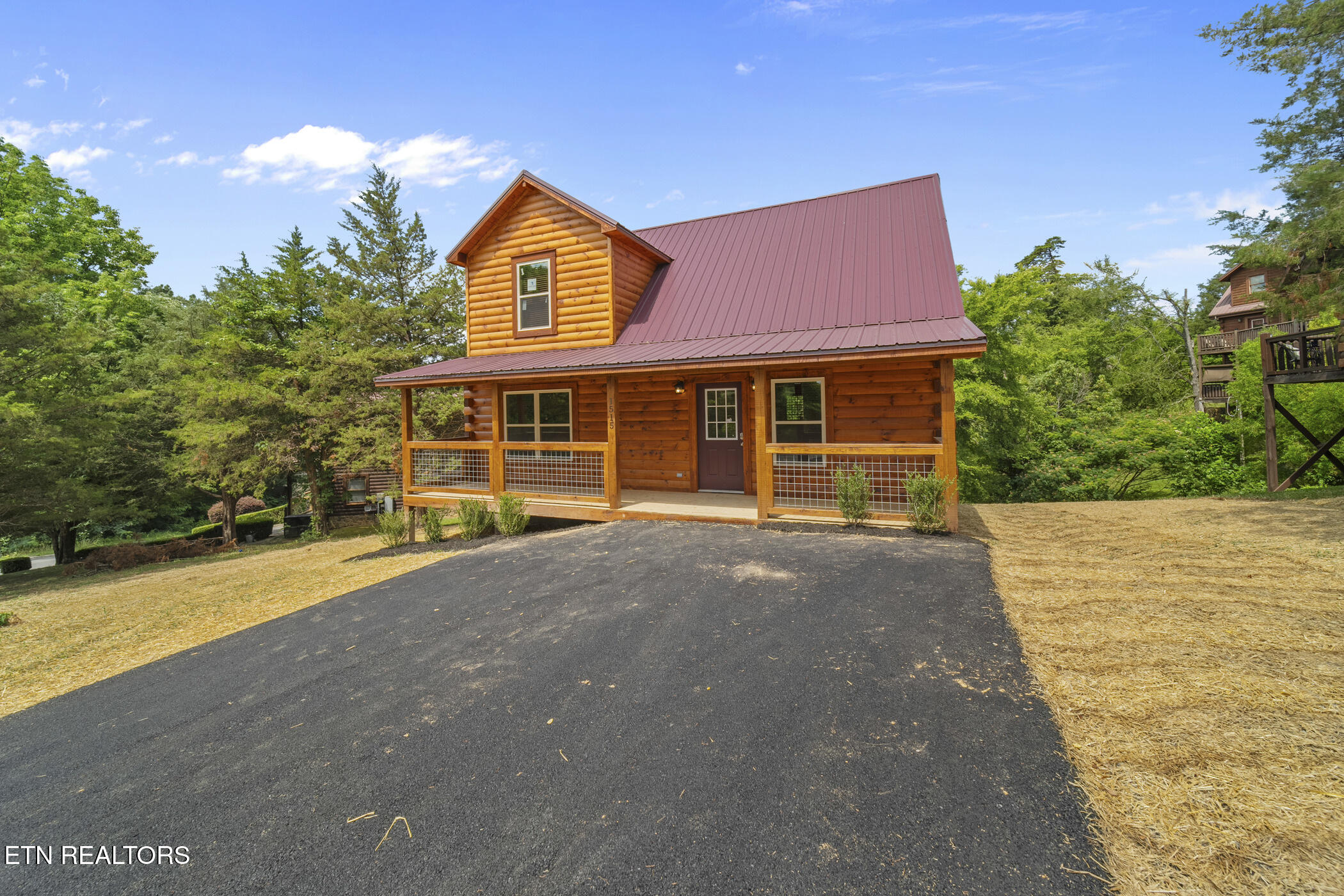 1516 Rainbow Ridge Way Sevierville TN 37862