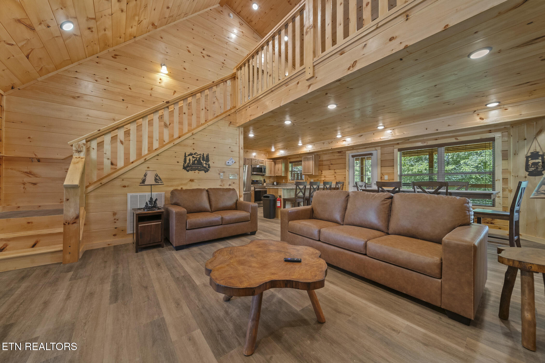 1516 Rainbow Ridge Way Sevierville TN 37862