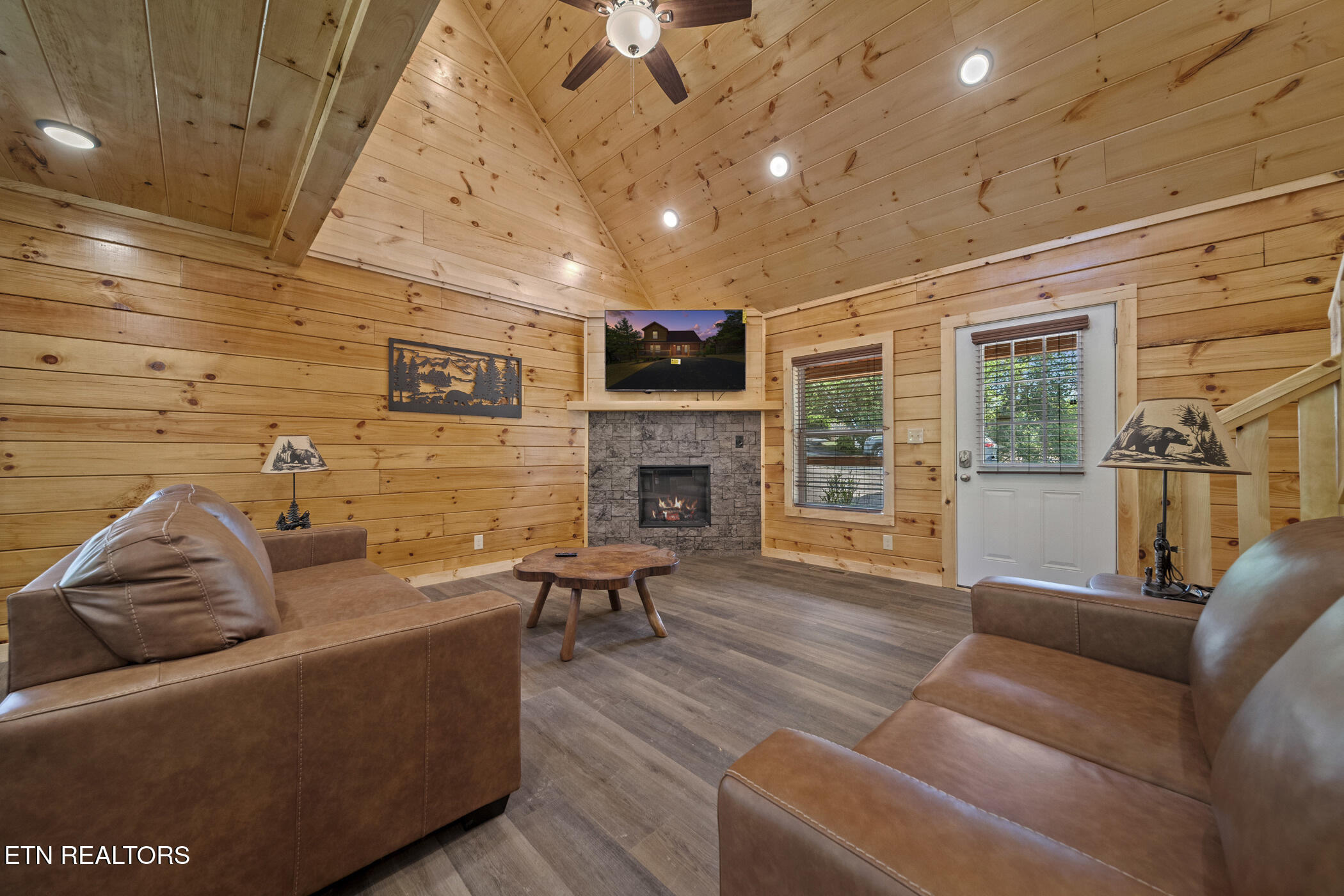 1516 Rainbow Ridge Way Sevierville TN 37862