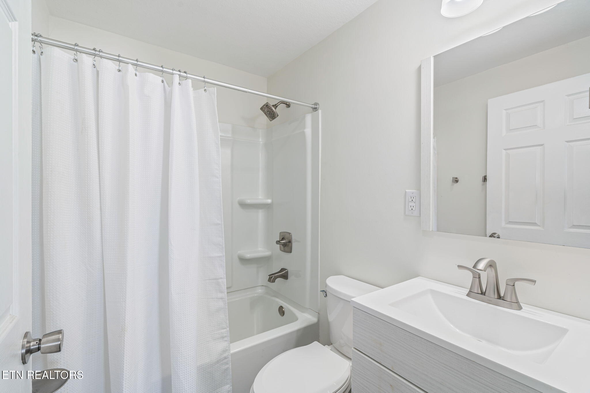 543 Henderson Street Harriman TN 37748
