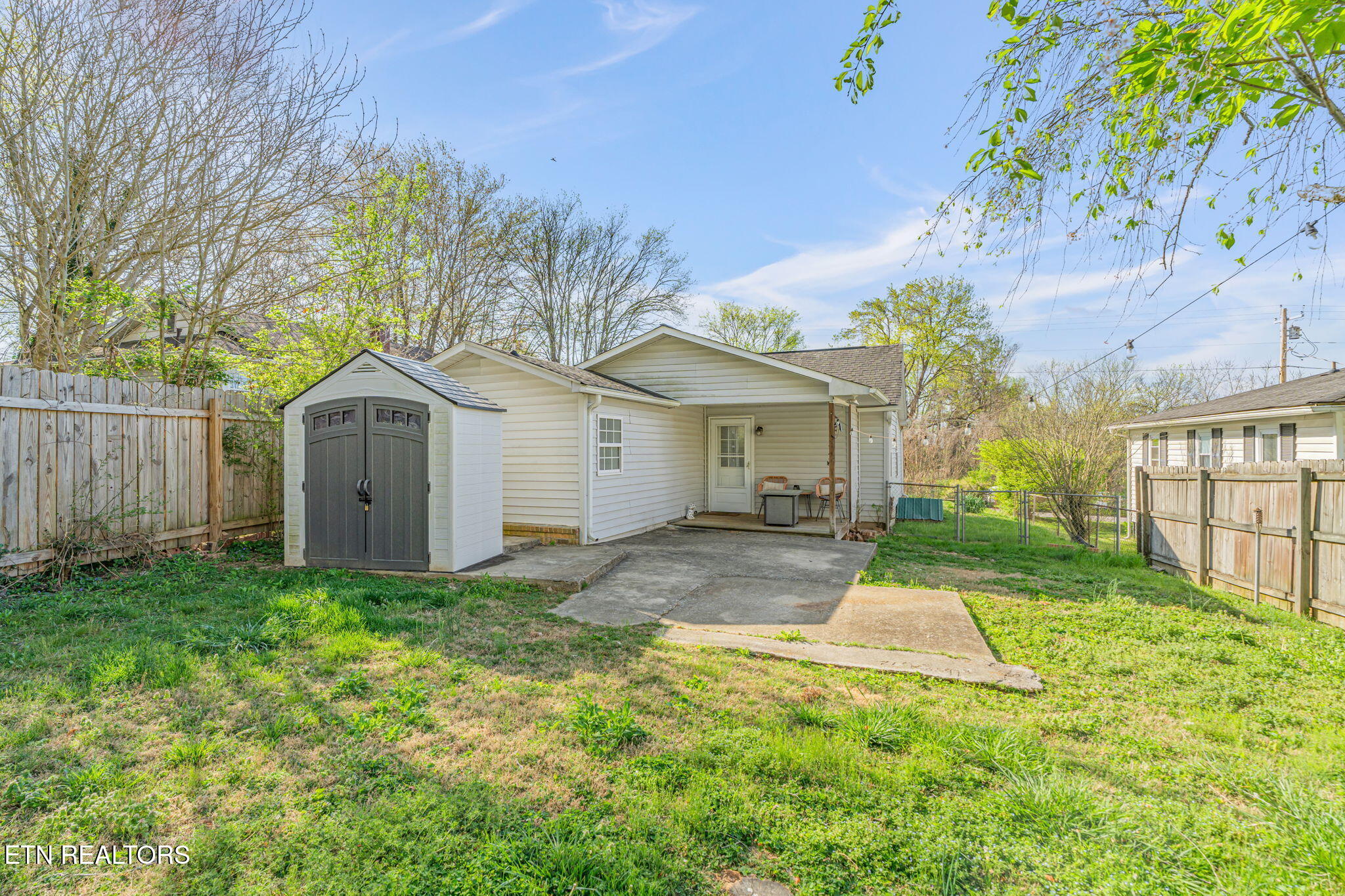 543 Henderson Street Harriman TN 37748