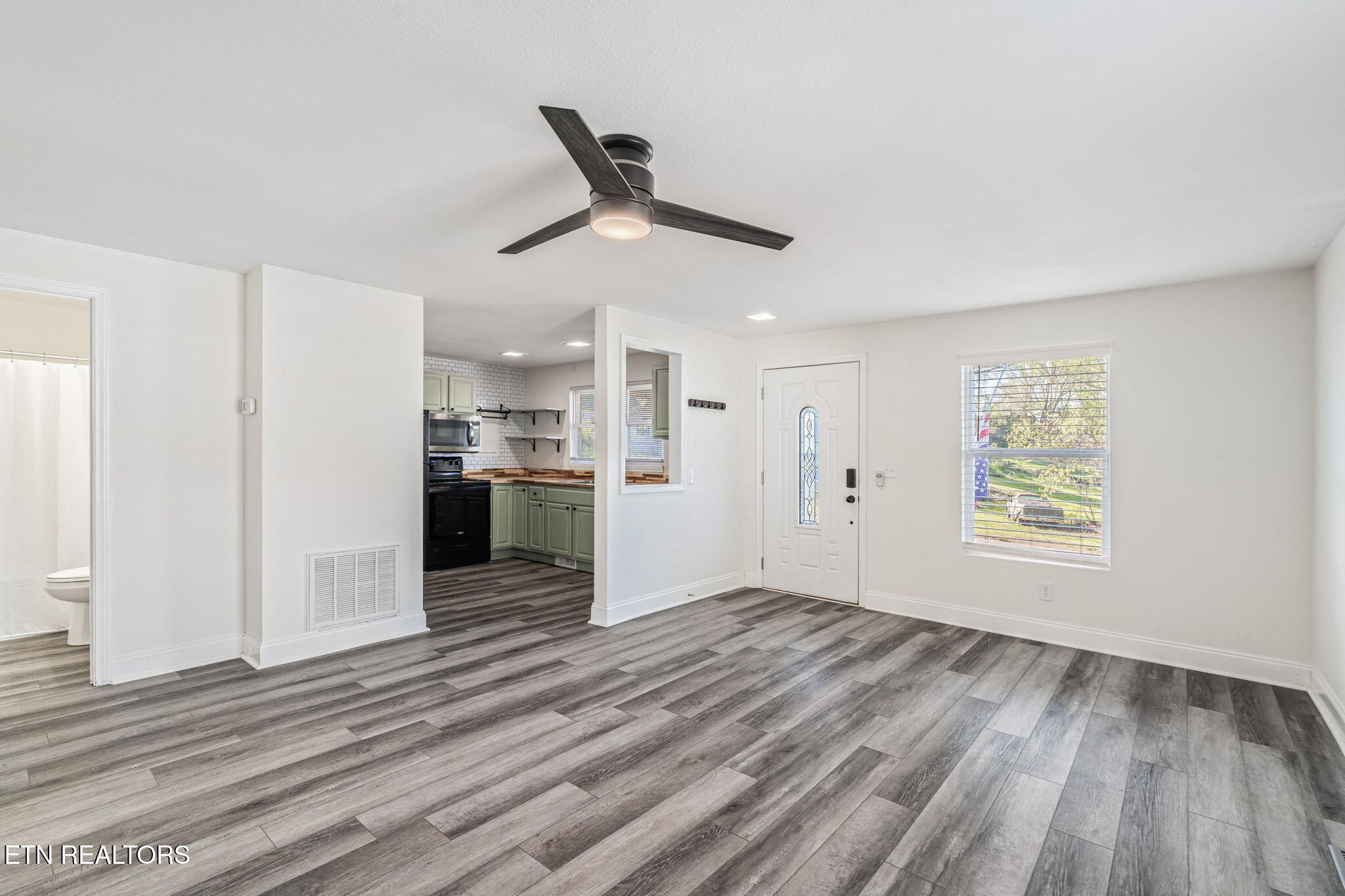 543 Henderson Street Harriman TN 37748