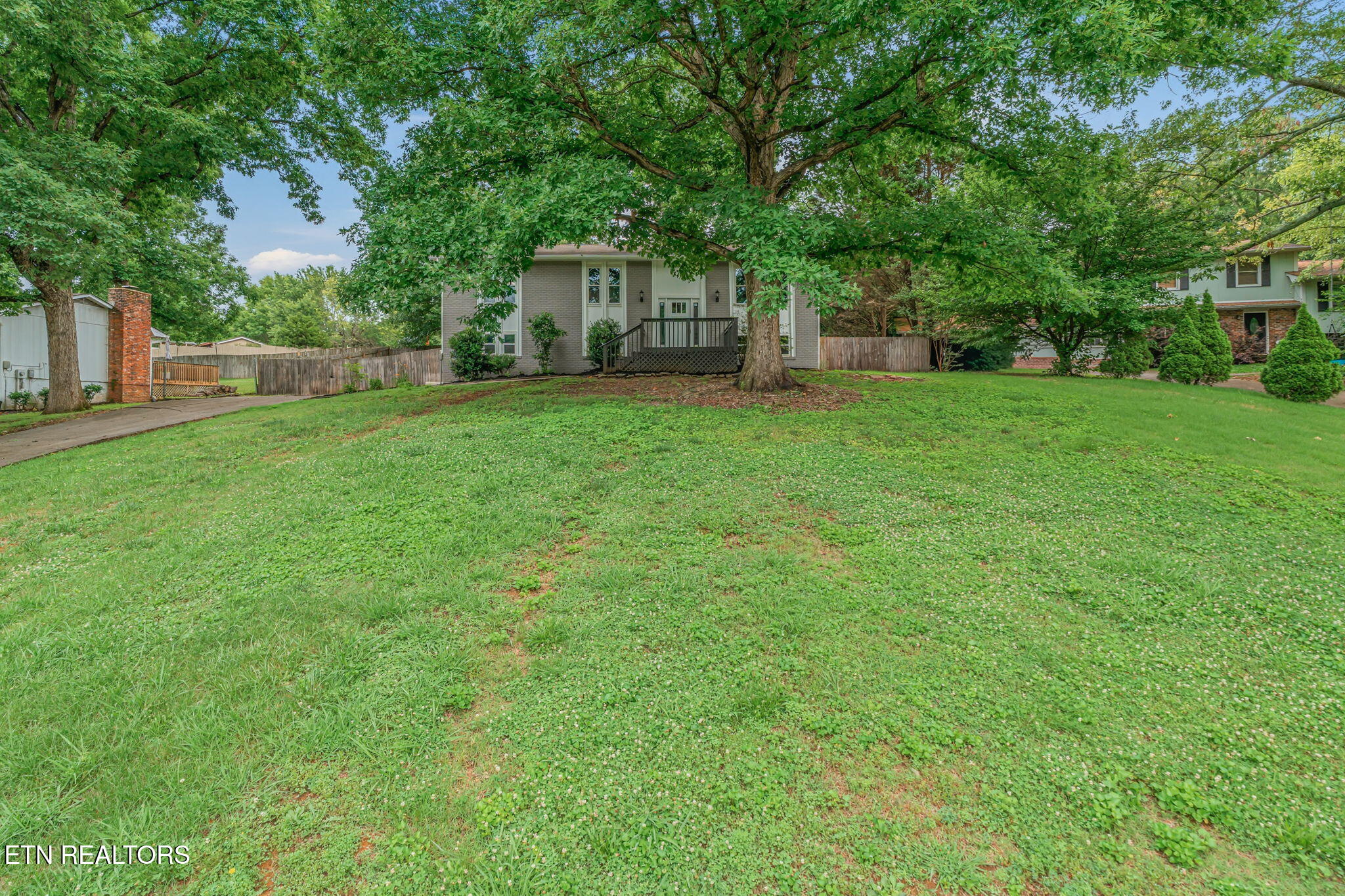 10005 Hempshire Drive Knoxville TN 37922