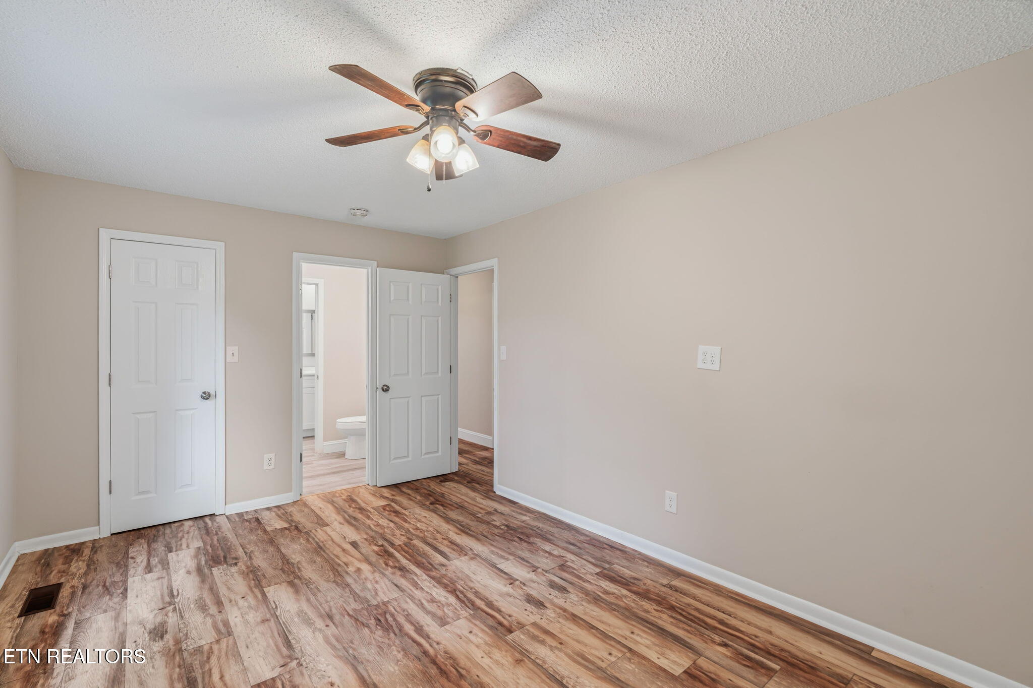 10005 Hempshire Drive Knoxville TN 37922