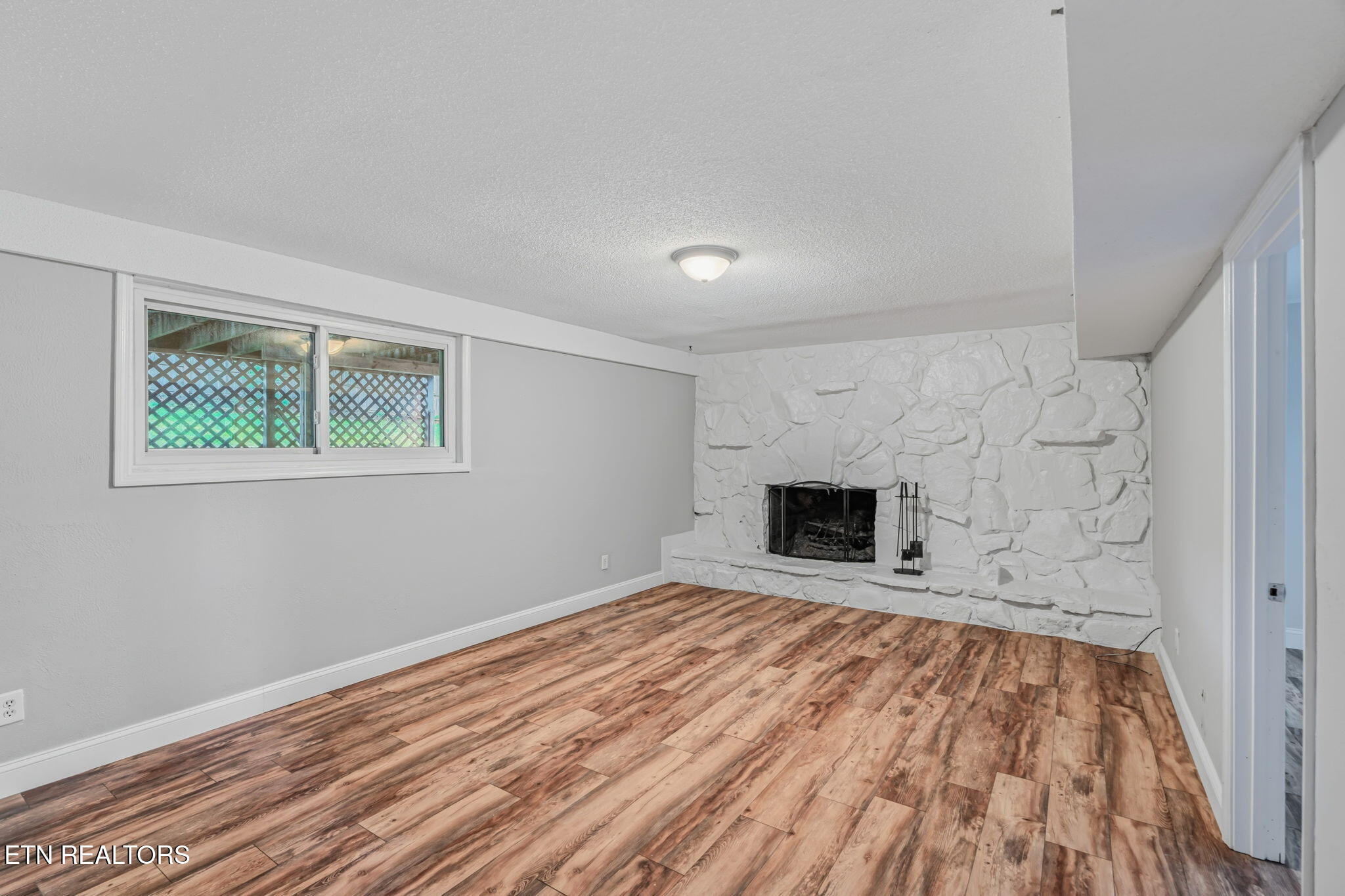 10005 Hempshire Drive Knoxville TN 37922