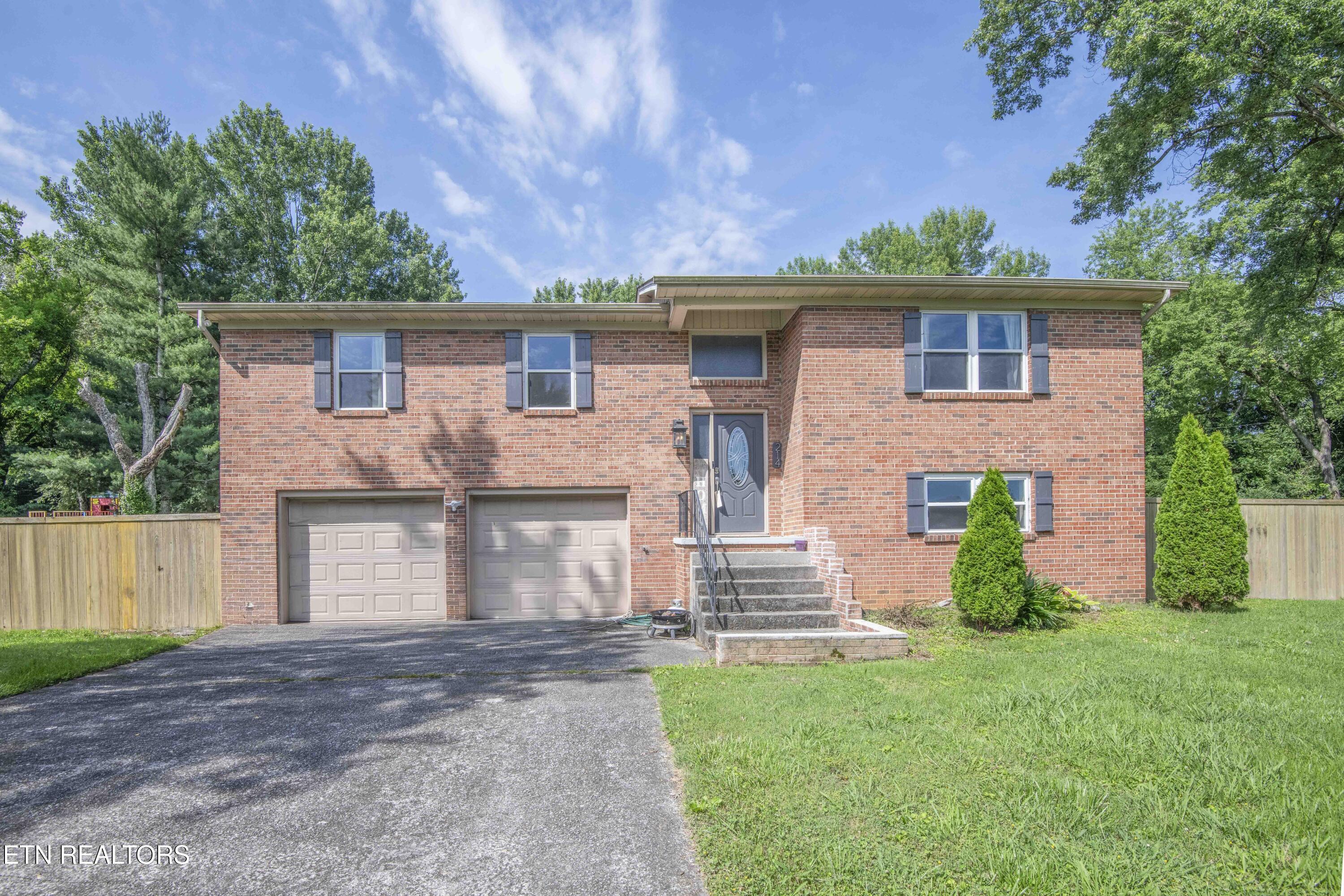 214 Luther Jackson Drive Maryville TN 37804