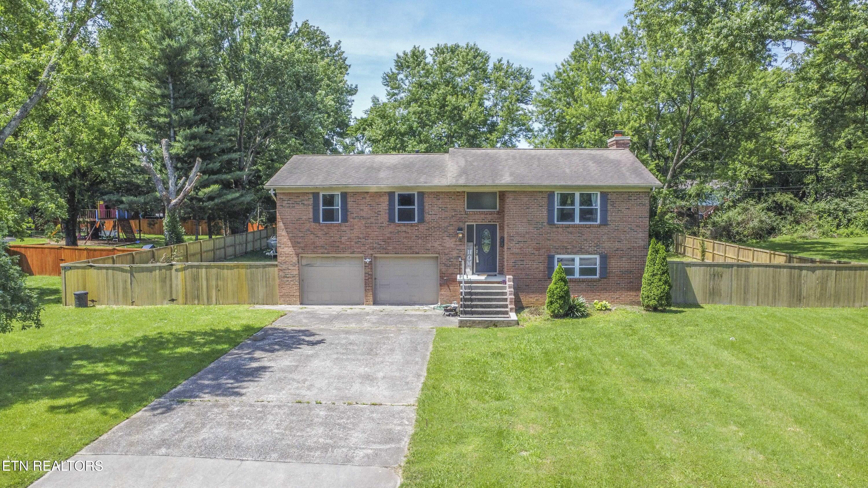 214 Luther Jackson Drive Maryville TN 37804